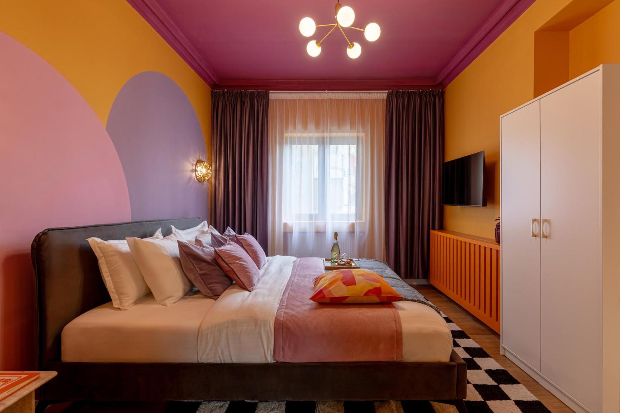 Wes Anderson In Apartment Bucharest