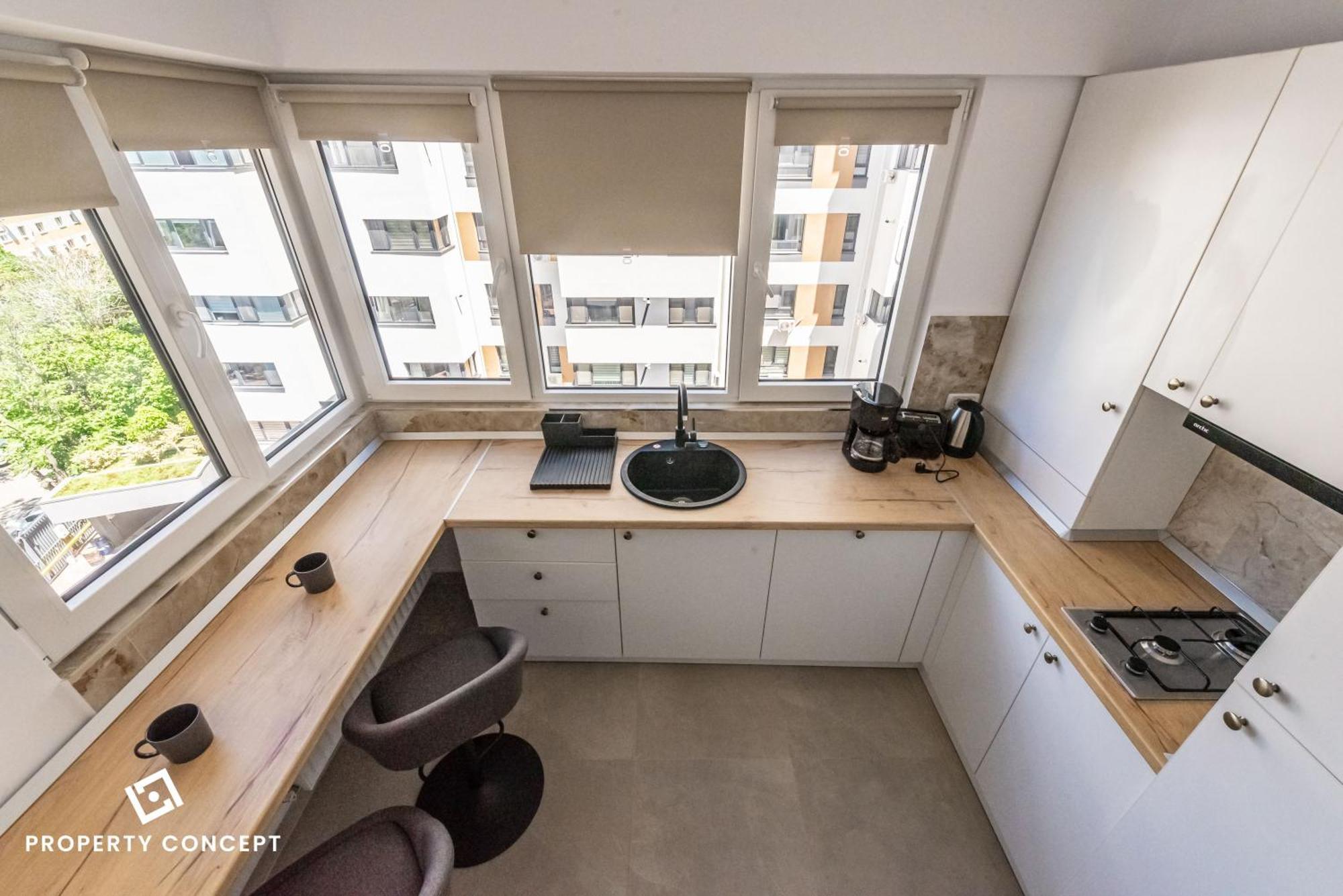 Spacious 513 *