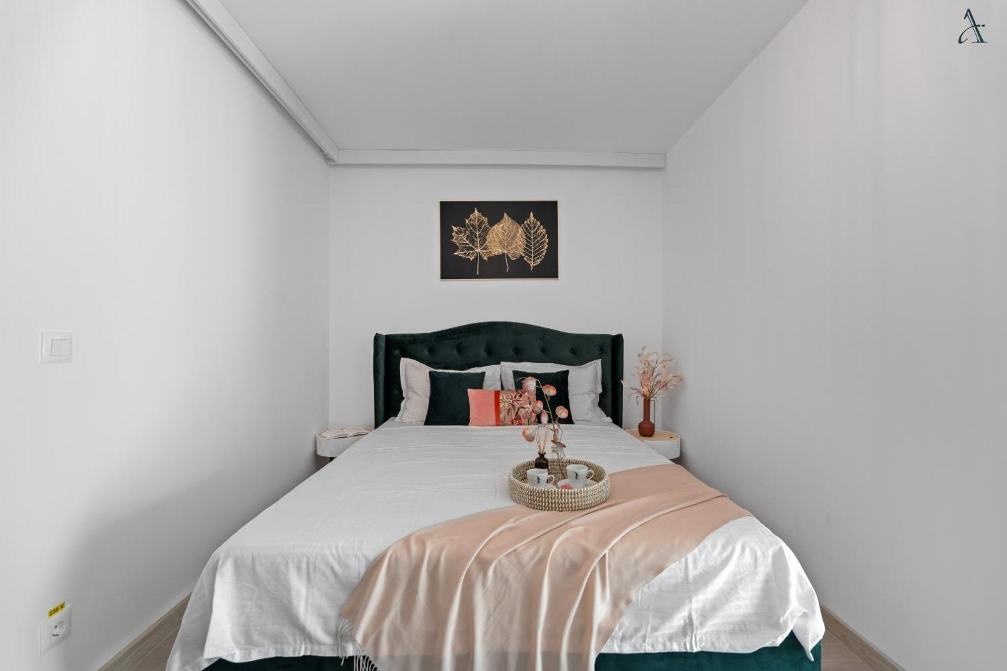 Kesem - The Velvet With Ground Level Indoor Parking * Bucharest