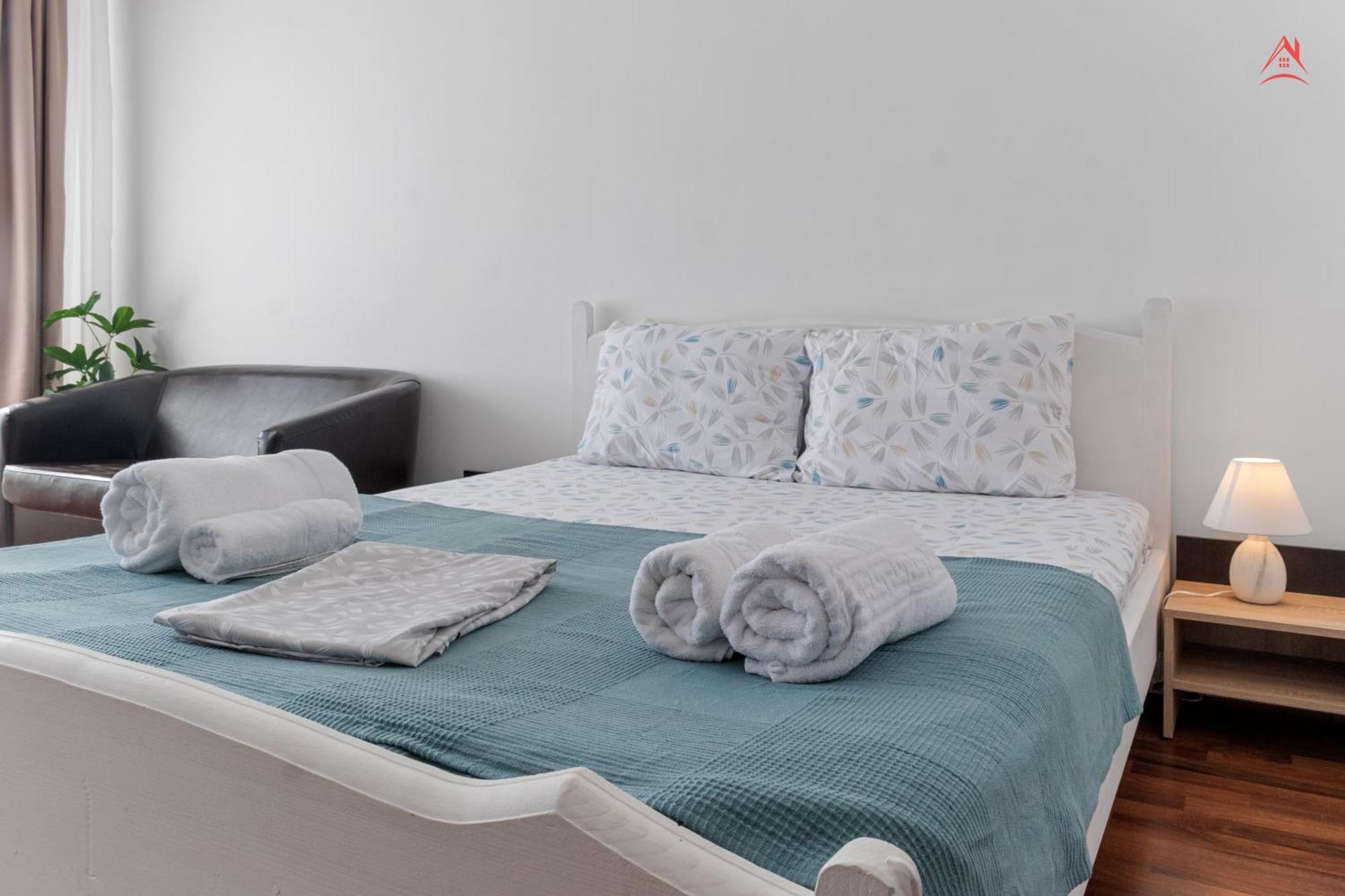 Apartment Garsoniera Dreamhouse Titan - Rasarit De Soare *
