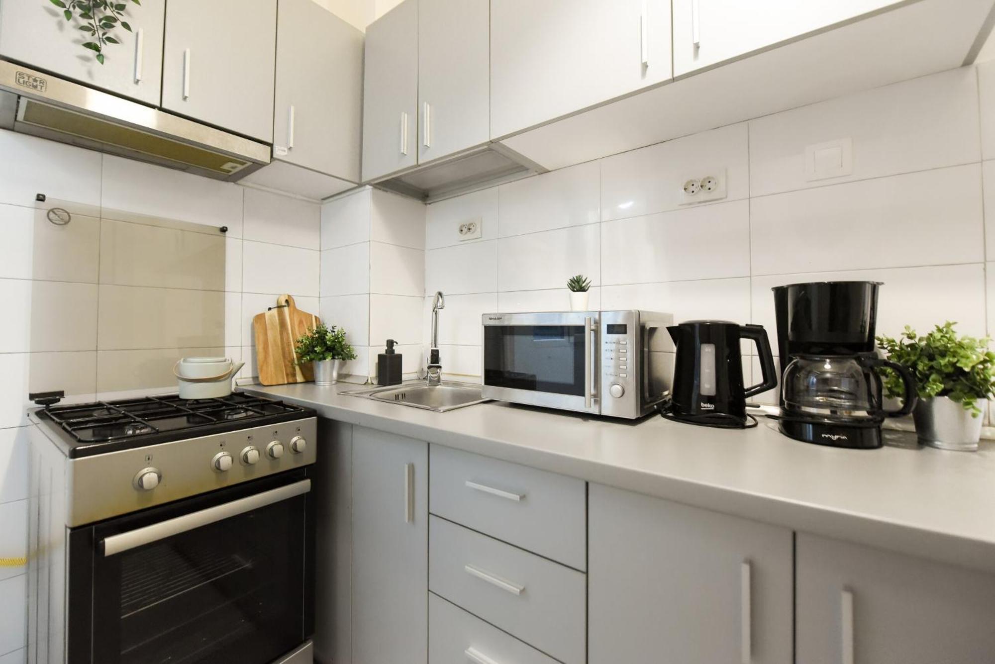 Cozy 2-bedroom Retreat In The Heart Of History *