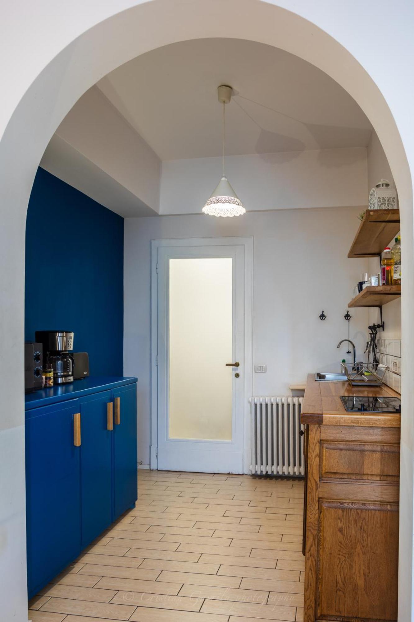 University Apartment *