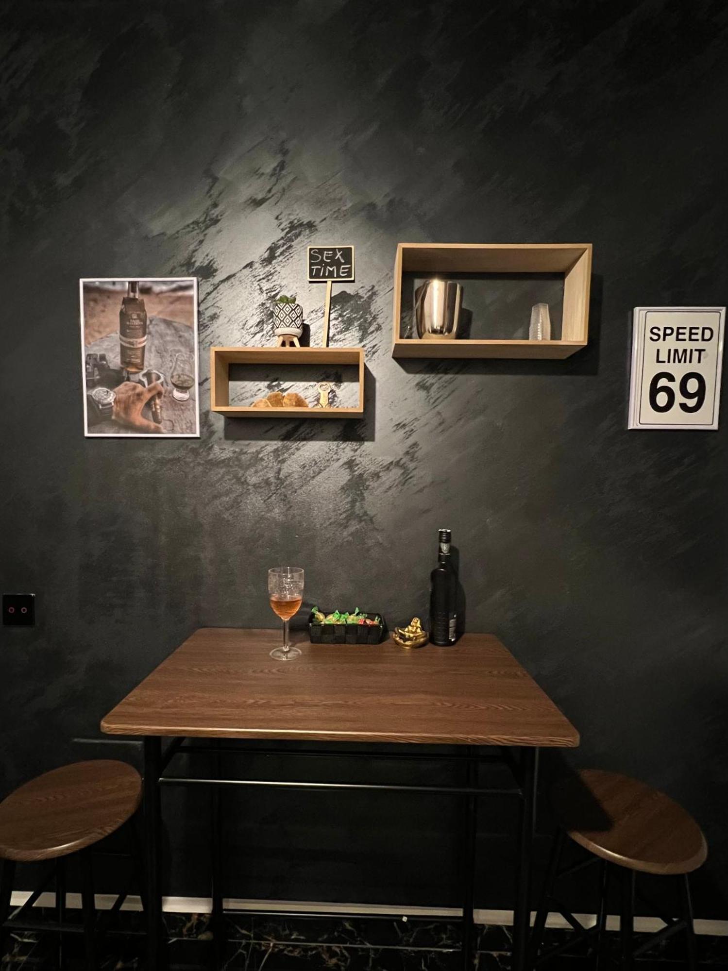 Apartment Adult Only Fantasy Bucharest