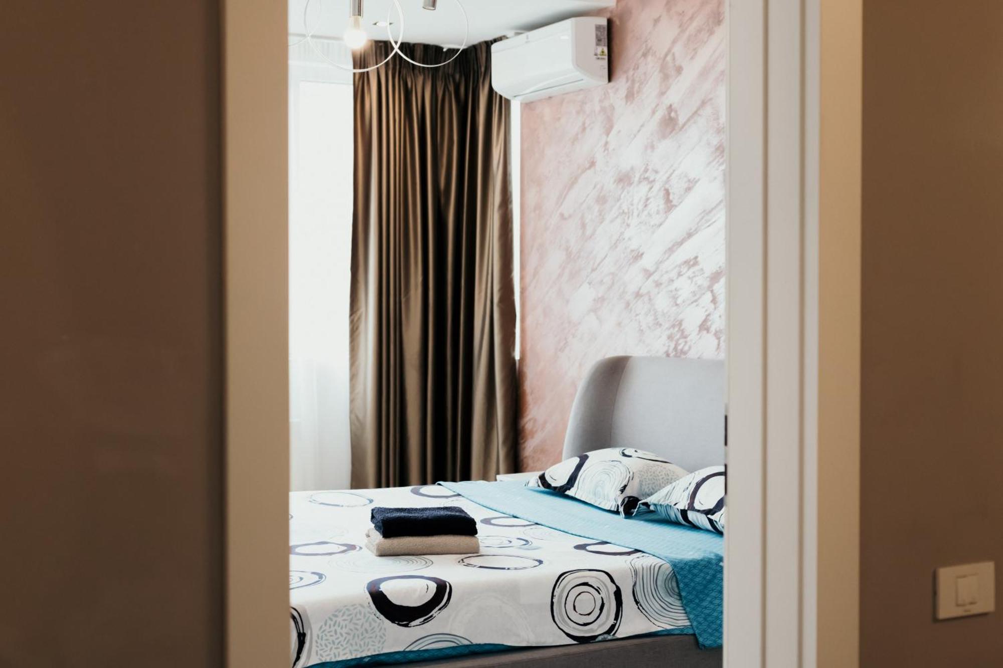 Exclusive In The Center Of Apartment *