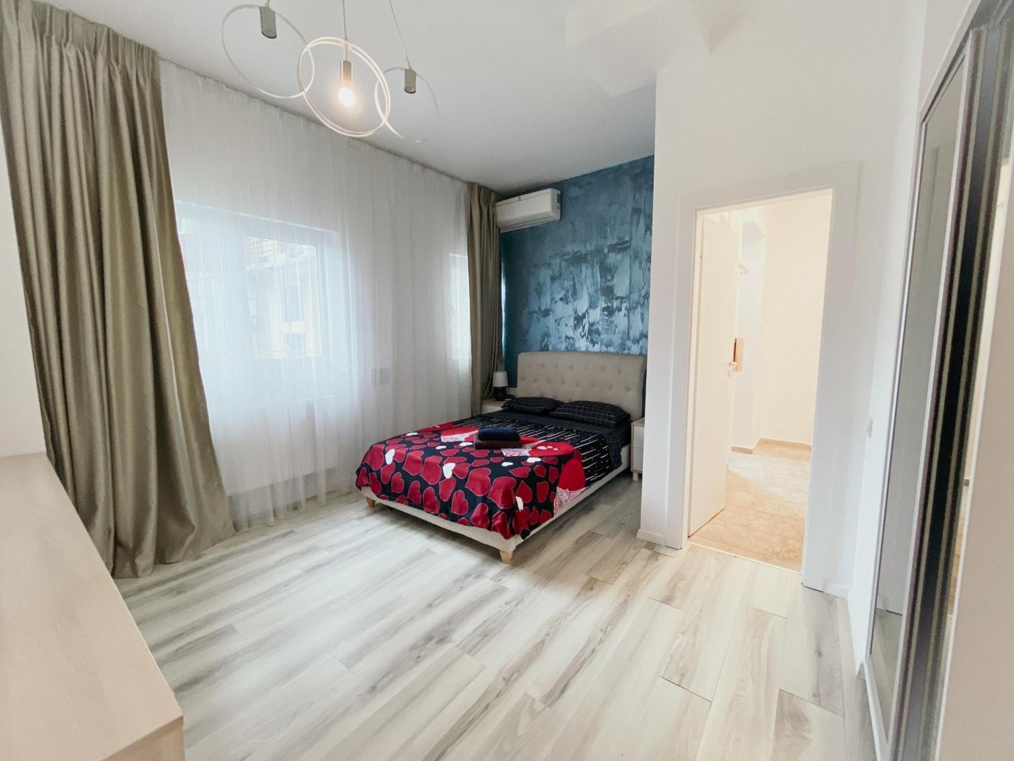 Exclusive In The Center Of Apartment Bucharest