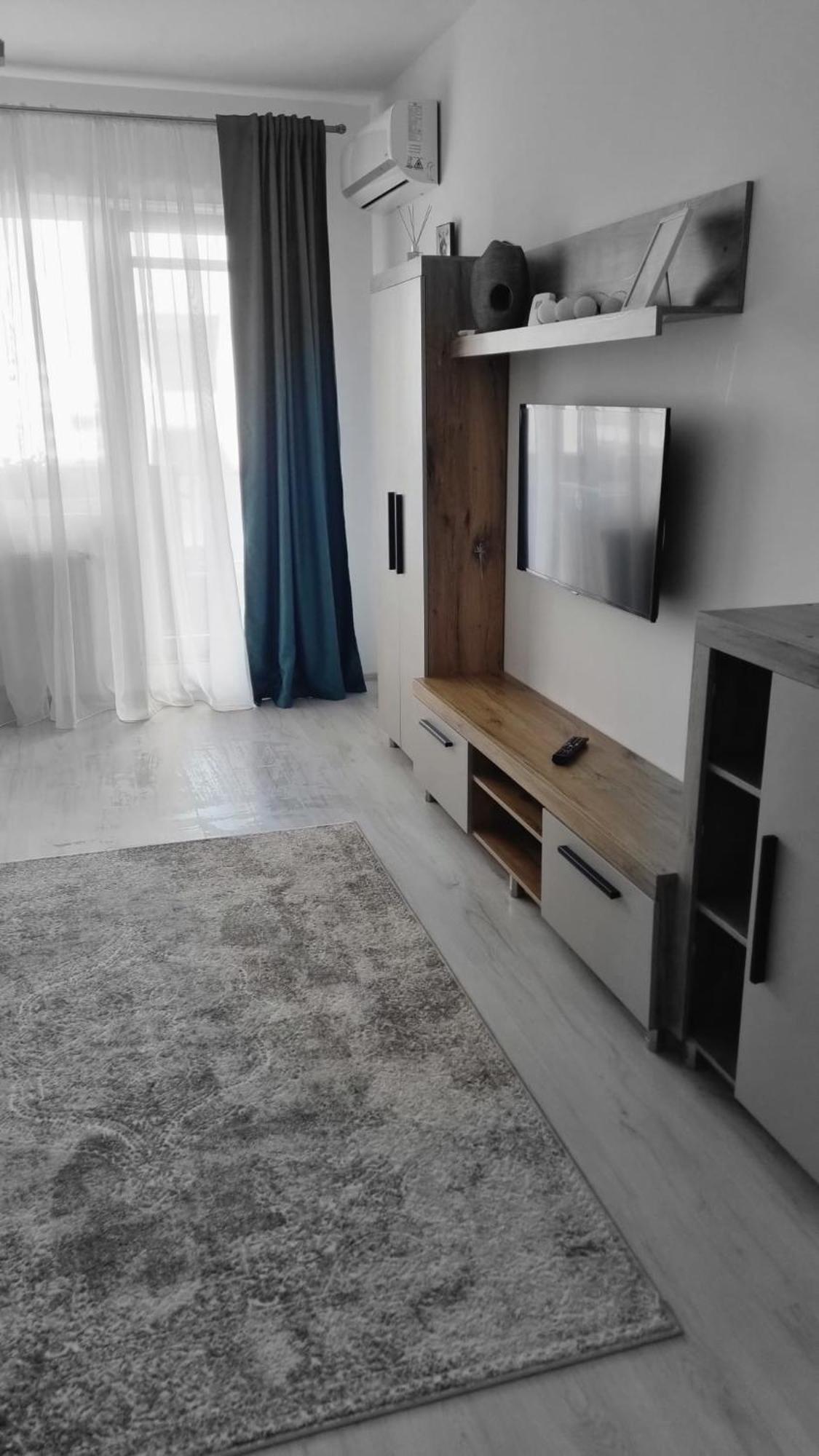 Cozy Pallady Apartment *