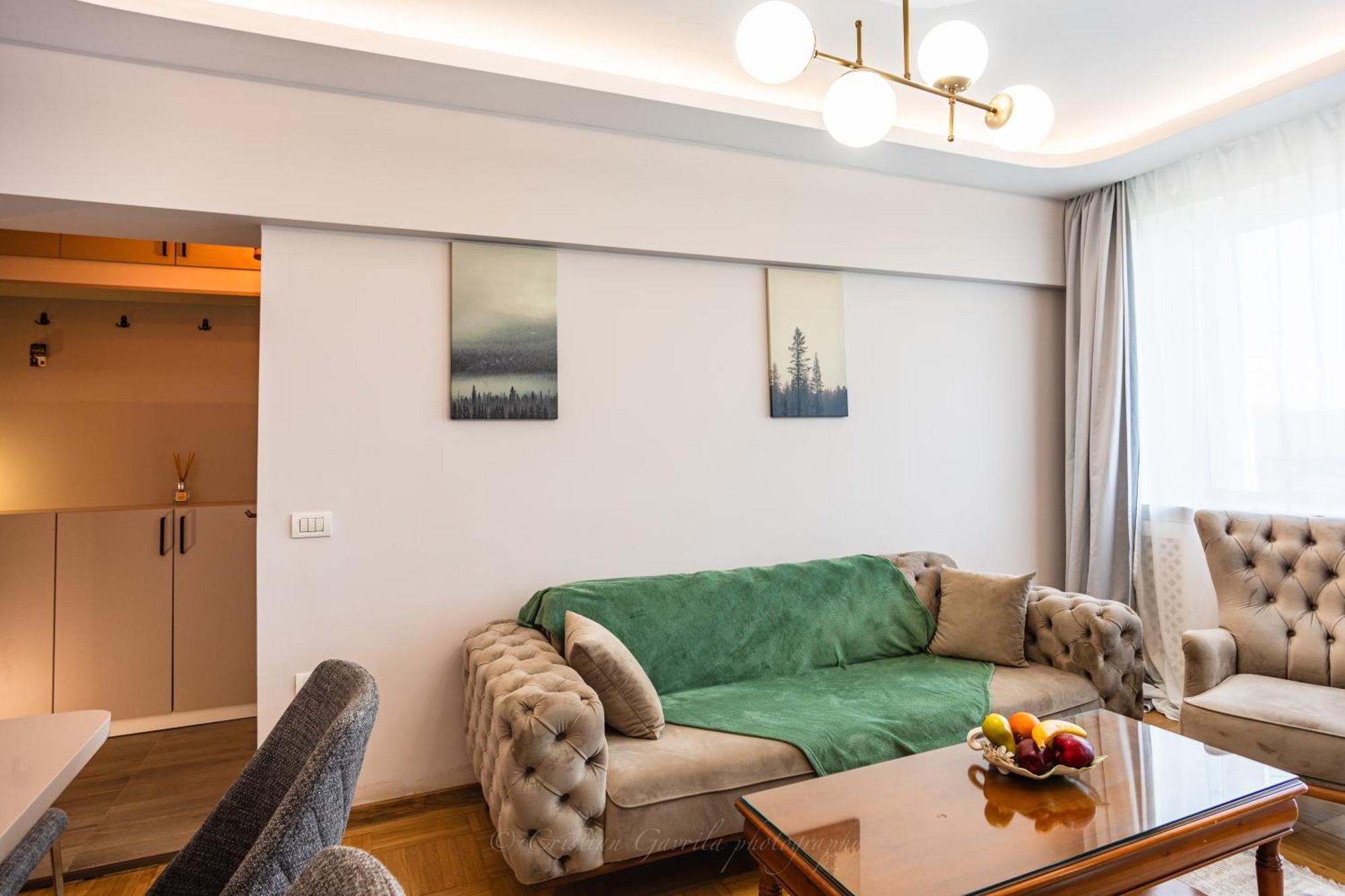 Apartment On Magheru Boulevard *