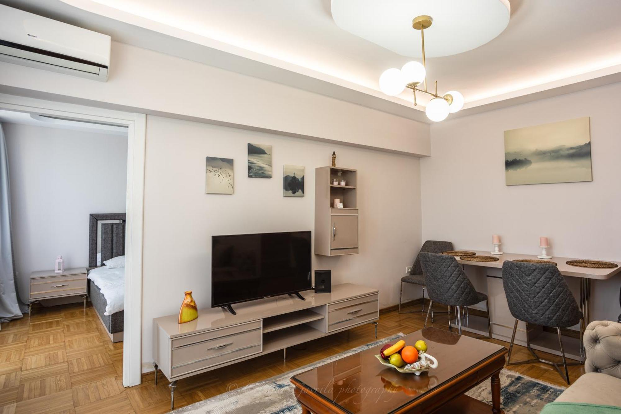 On Magheru Boulevard Apartment