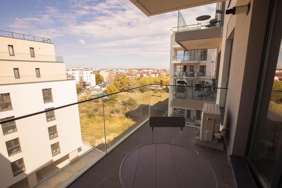Apartment Escapism - Premium 1br With Parking