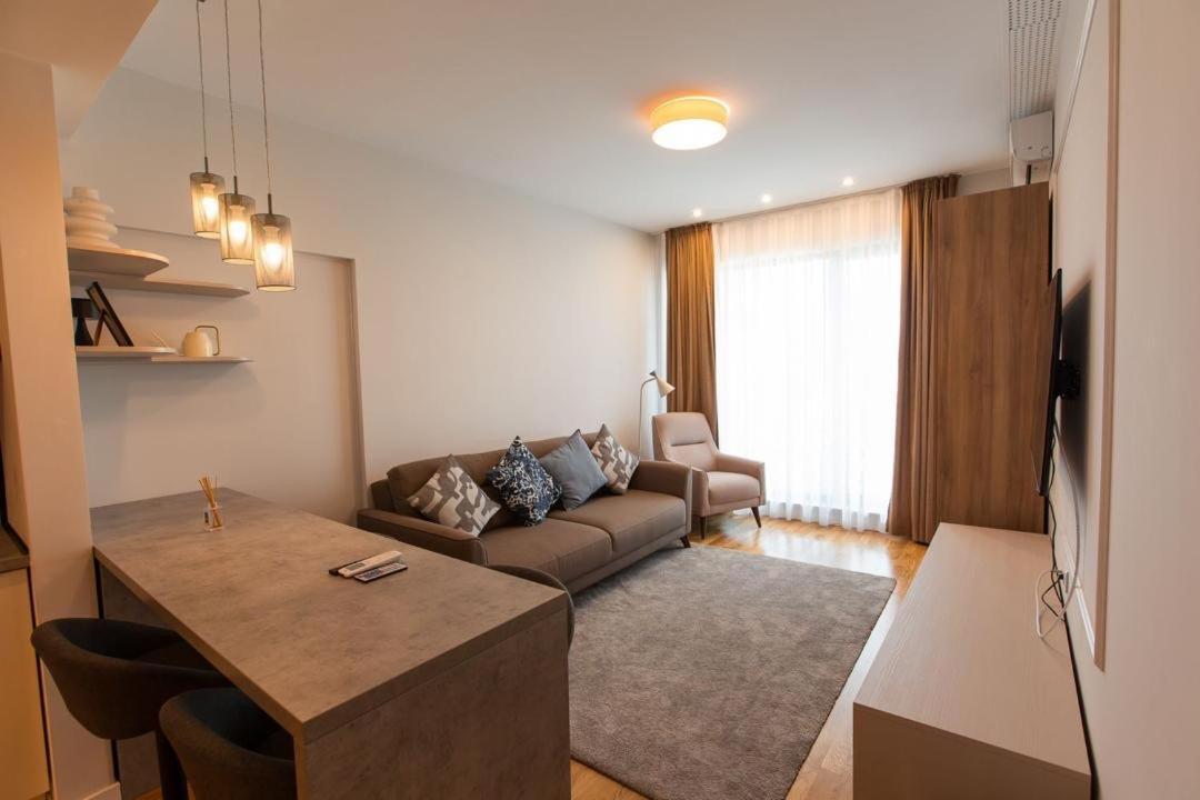 Escapism - Premium 1br With Parking Apartment Bucharest