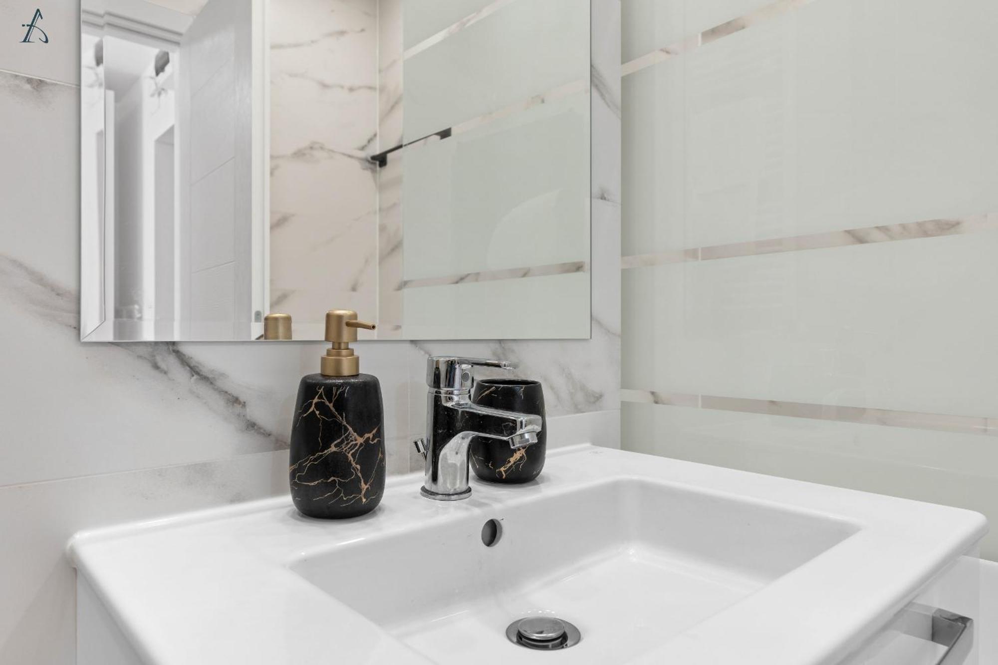 Apartment Kesem - The Velvet With Ground Level Indoor Parking