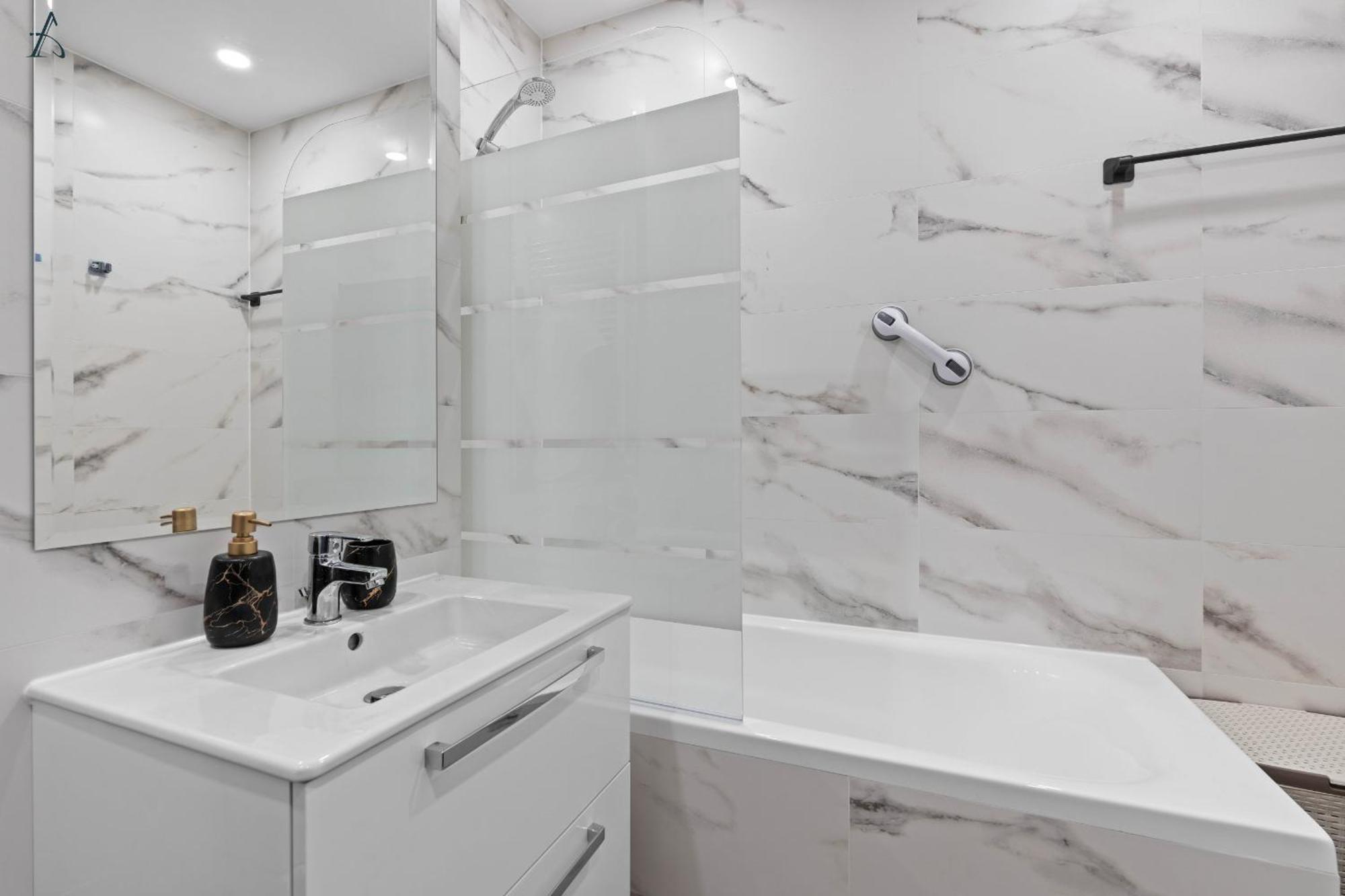Apartment Kesem - The Velvet With Ground Level Indoor Parking