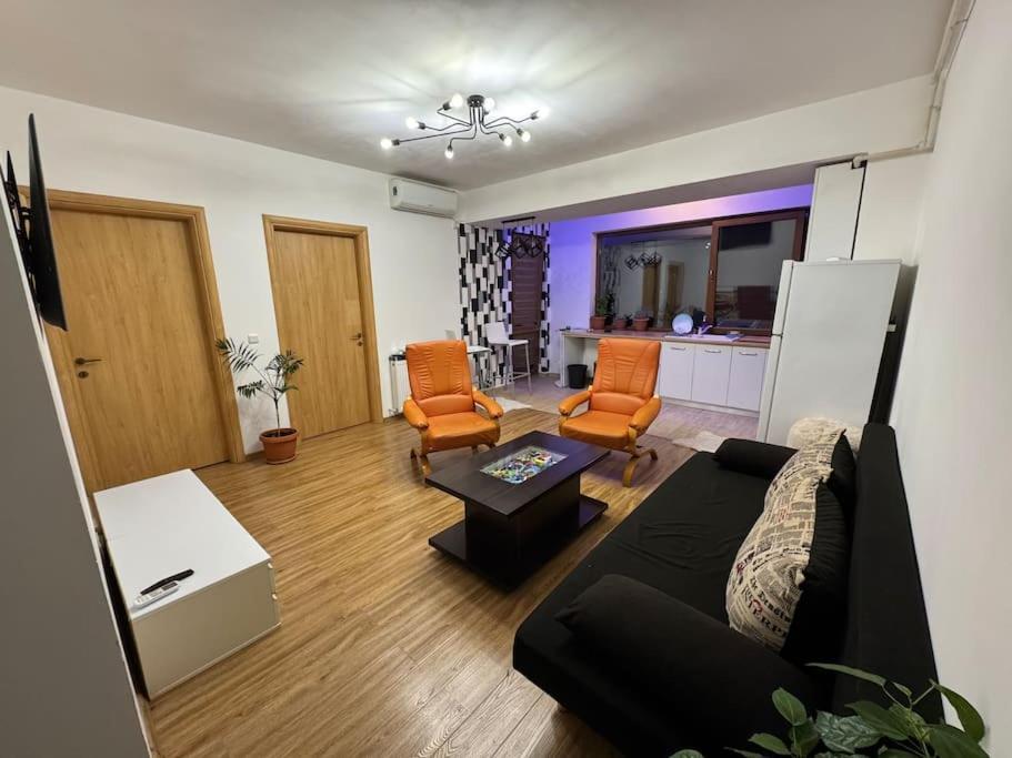 Apartment Solar 50, Private Parking, 2 Bedroom Bucharest
