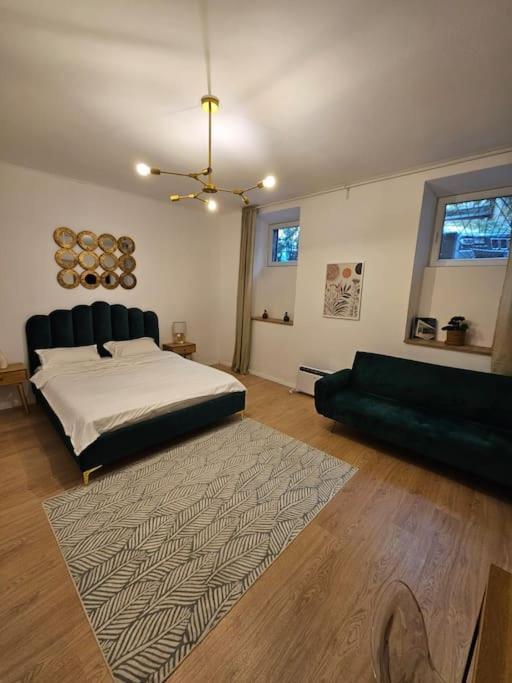 Heart Of Center 4br 2bath 10 Pers Apartamento Bucareste