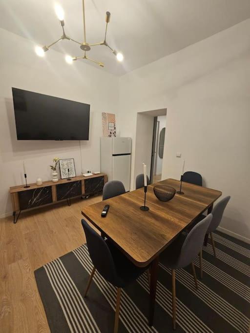 Apartamento Heart Of Center 4br 2bath 10 Pers Bucareste