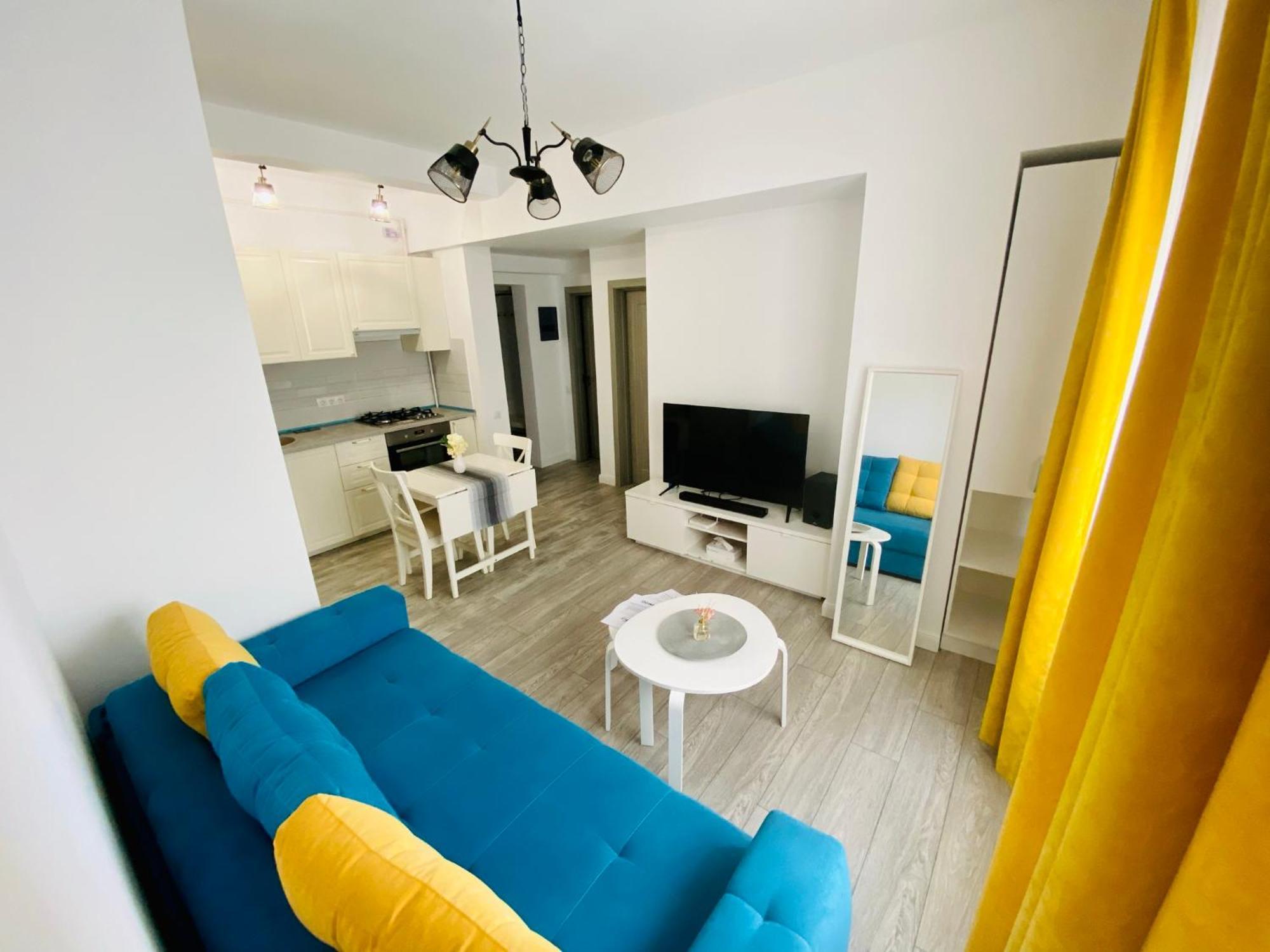 Cozy With 2 Bucharest