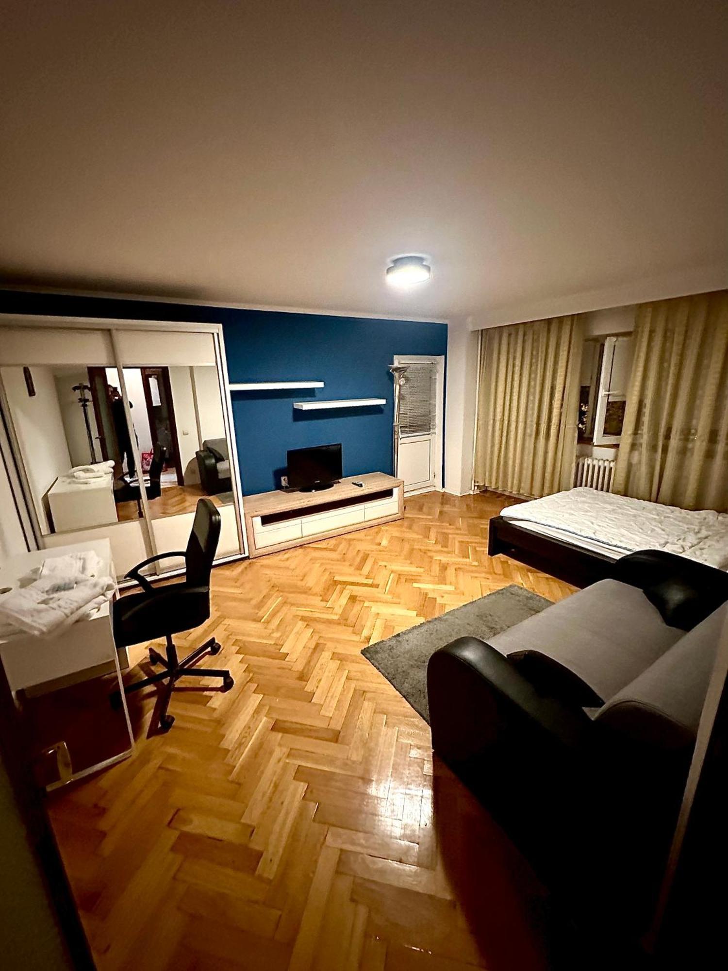 Azure * Bucharest