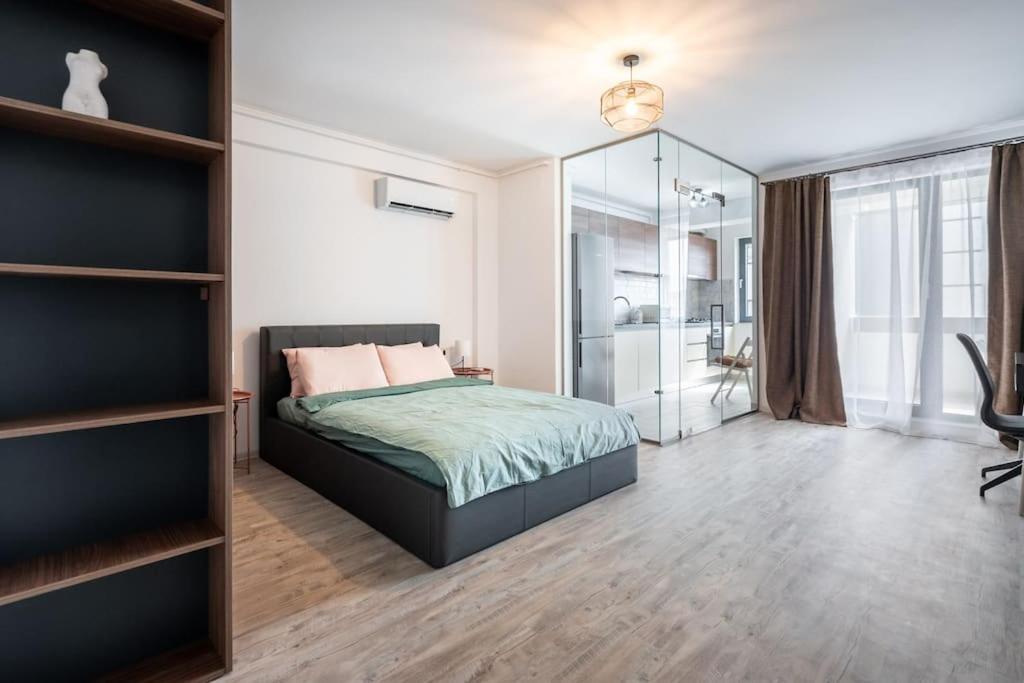 The Roka Apartament *