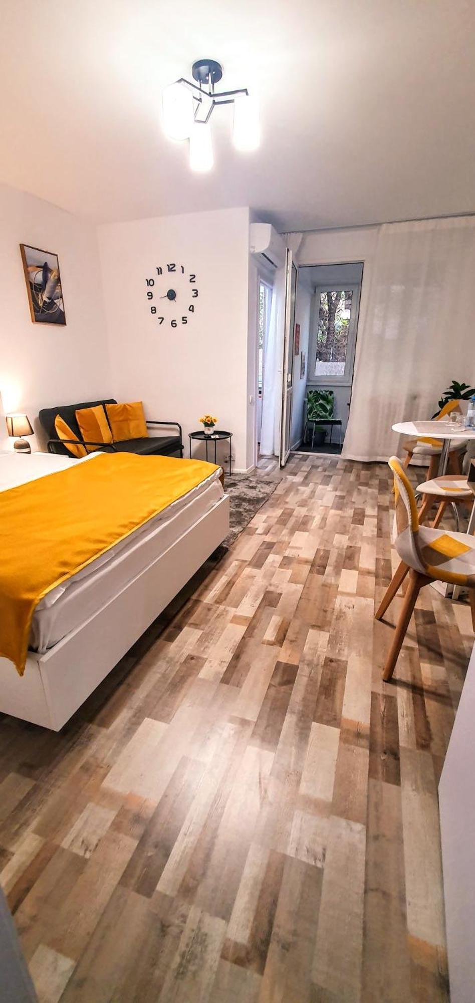 Apartamento The Yellow King - Luxurious Bucareste