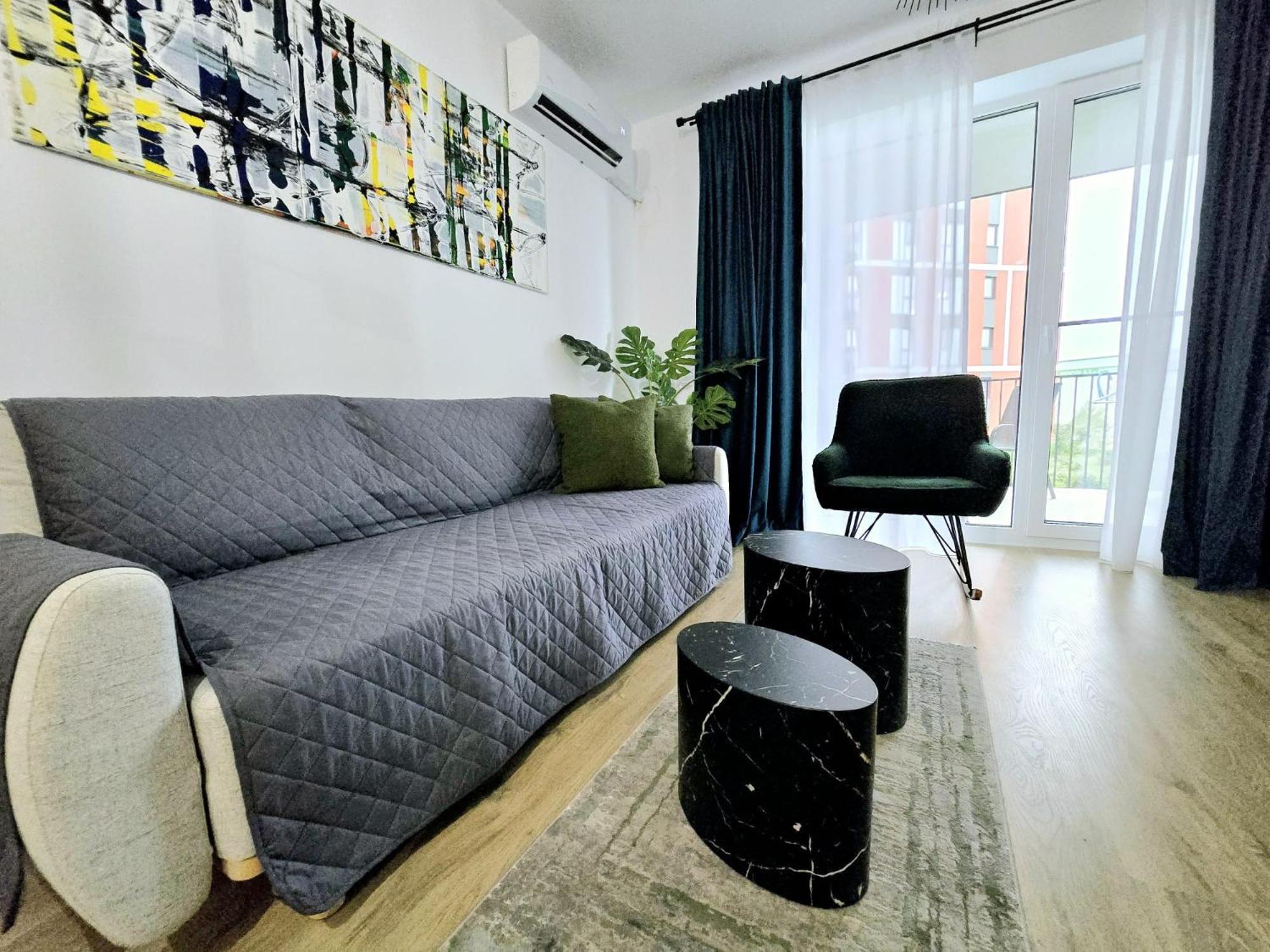 Brauner Urban * Bucureşti