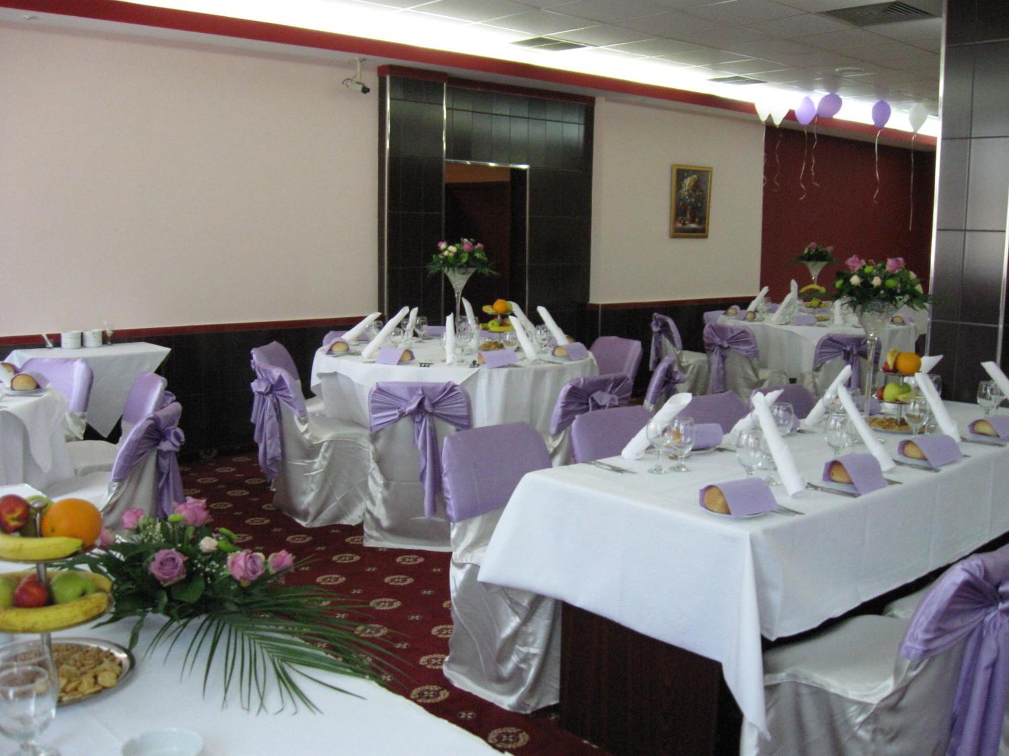 Premiere Hotel