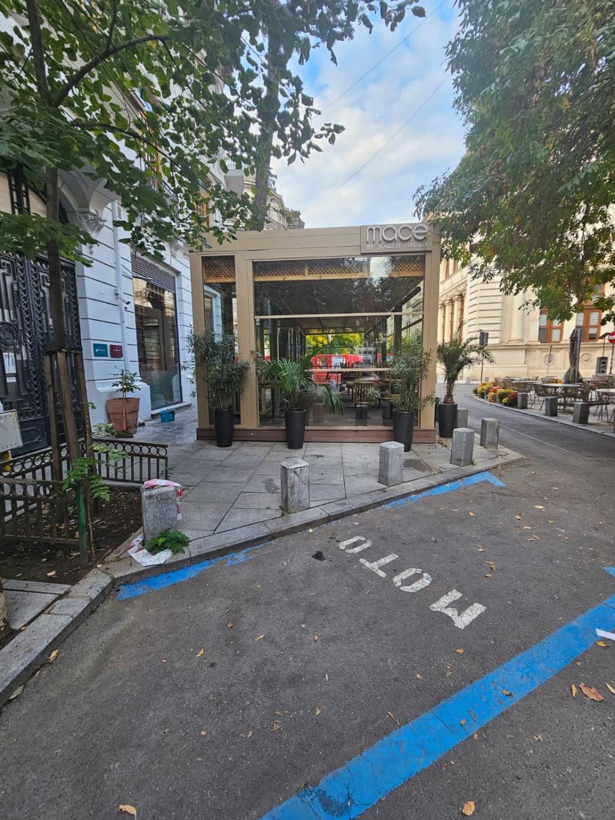 Heart Of Center 4br 2bath 10 Pers Apartamento