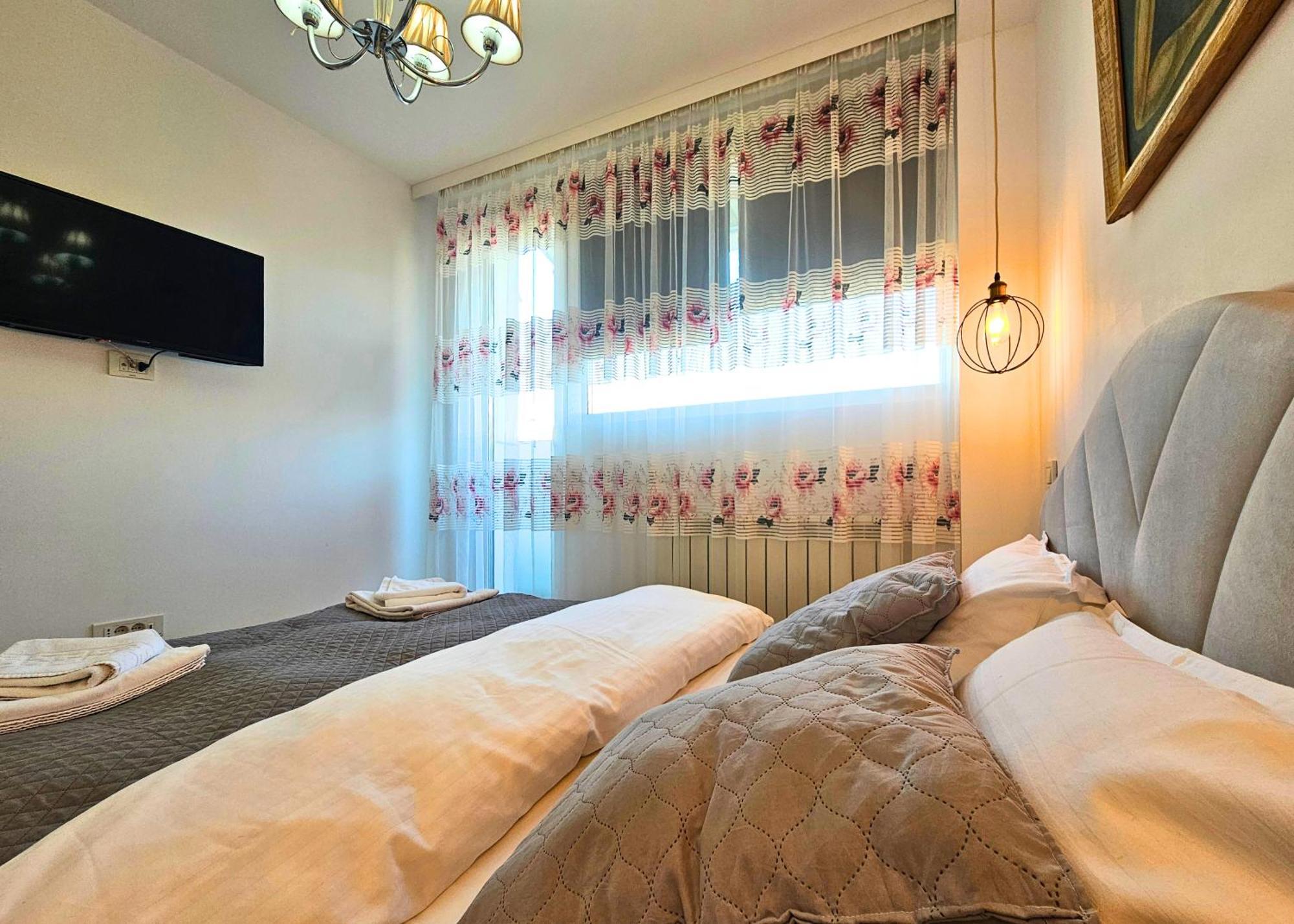 Apartament Sweet Lemons 1bd Amazing View Old Town Bucureşti
