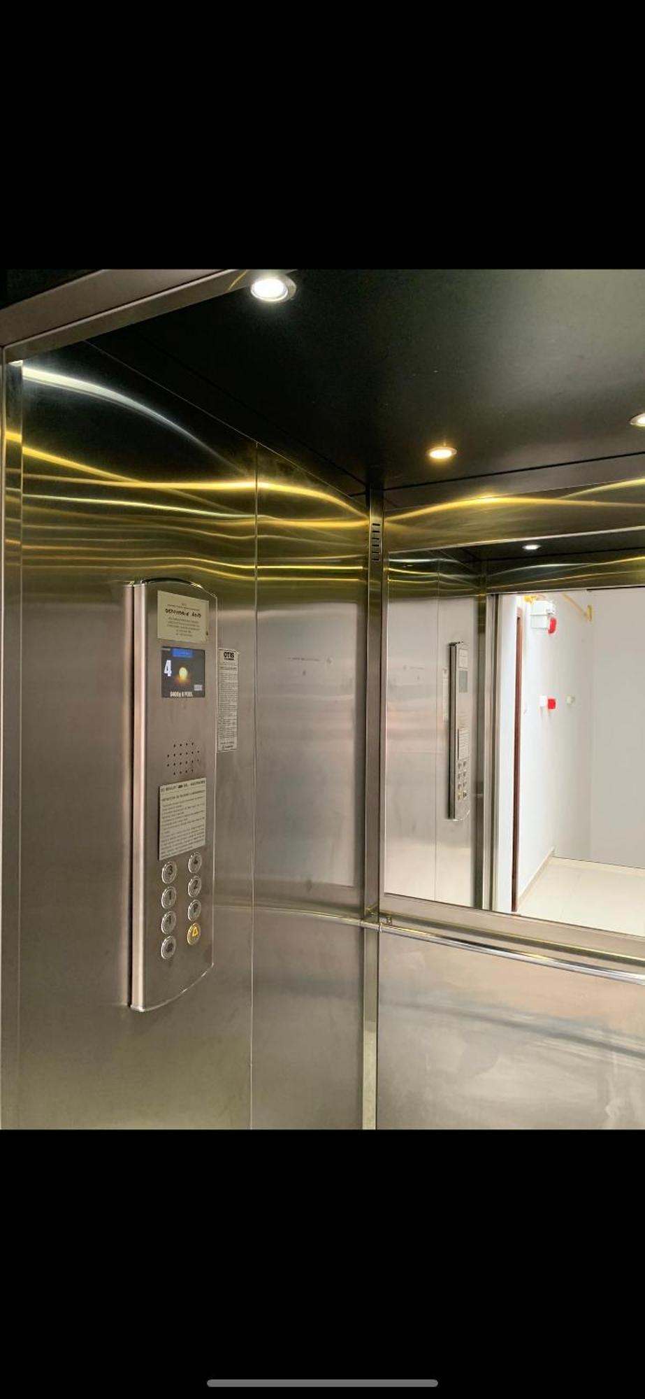 Apartment Centru Unirii Luxury Vip Palmier: Two-room With Terrace *
