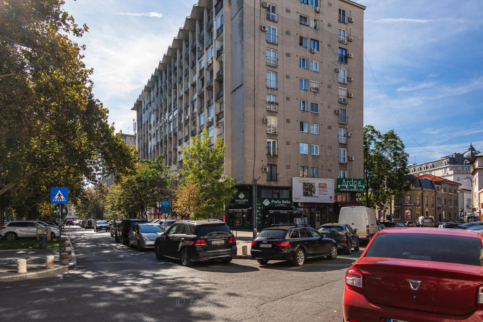 Apartment On Magheru Boulevard *