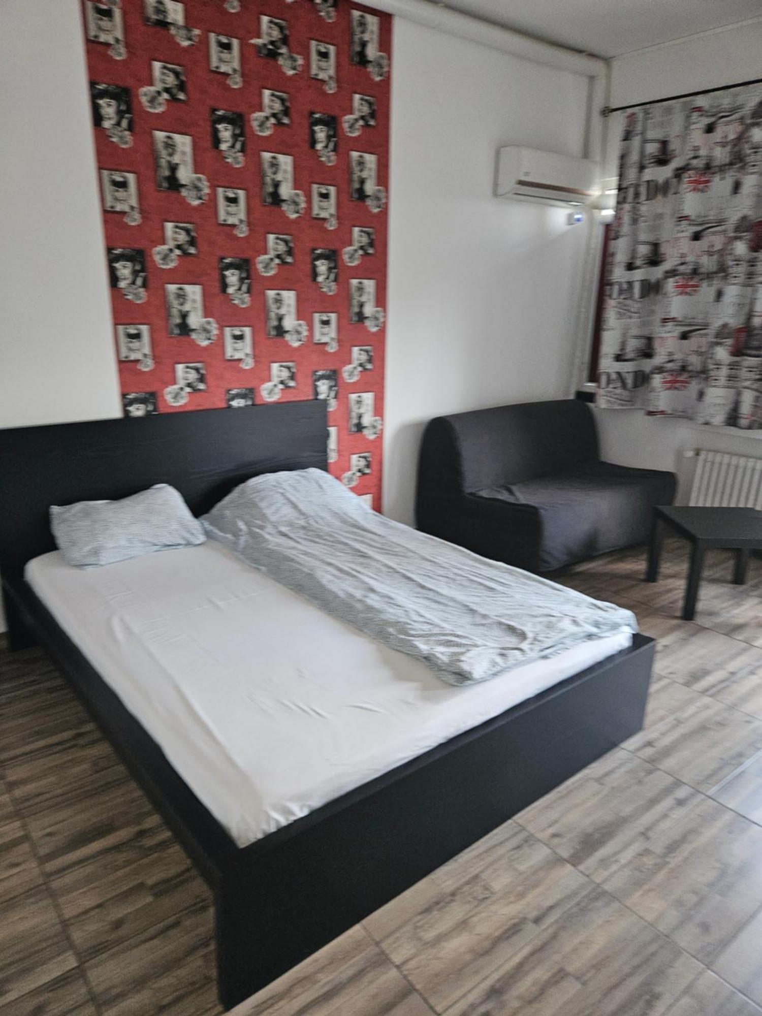 Class Apartment