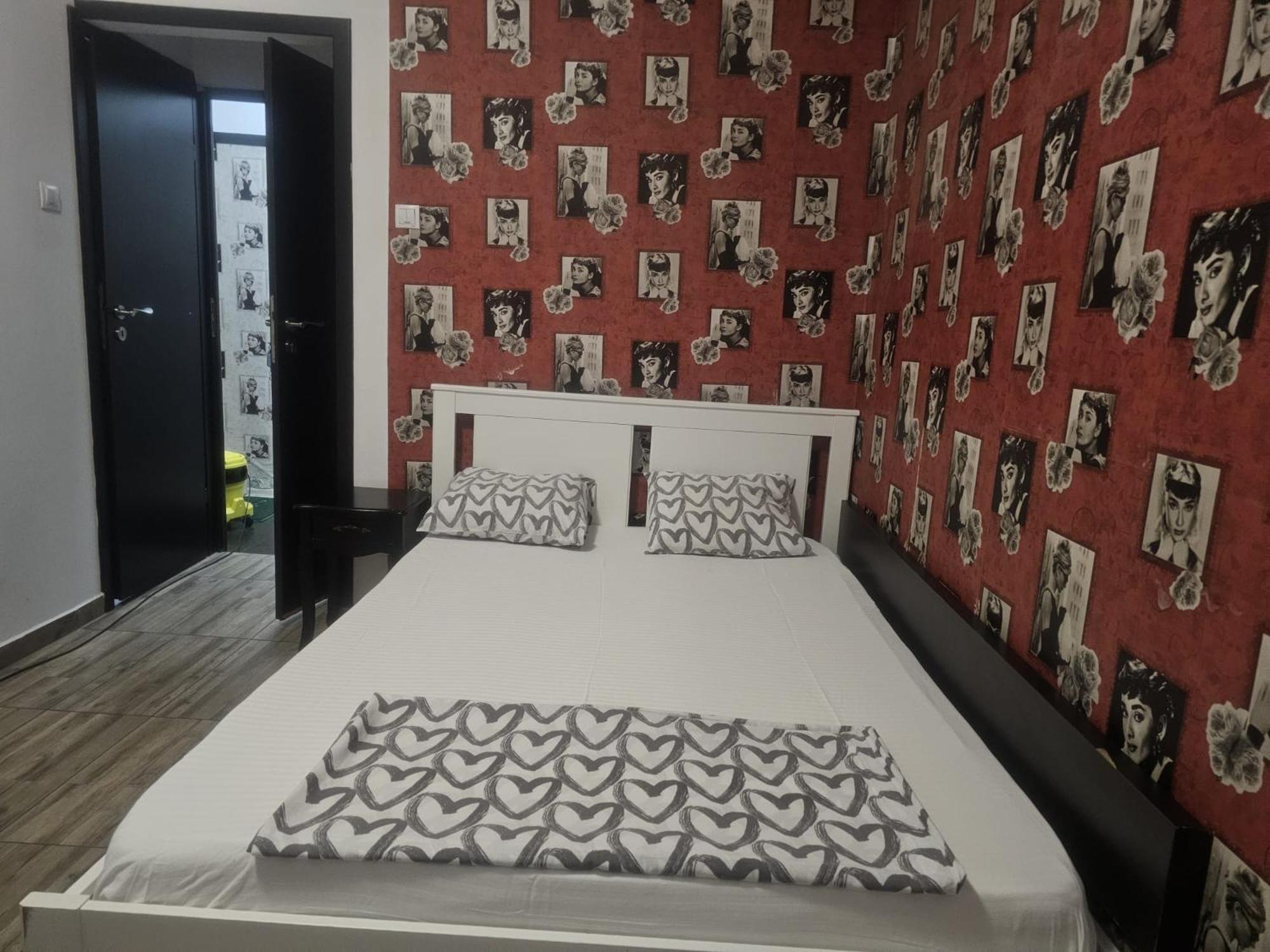 Class Apartment