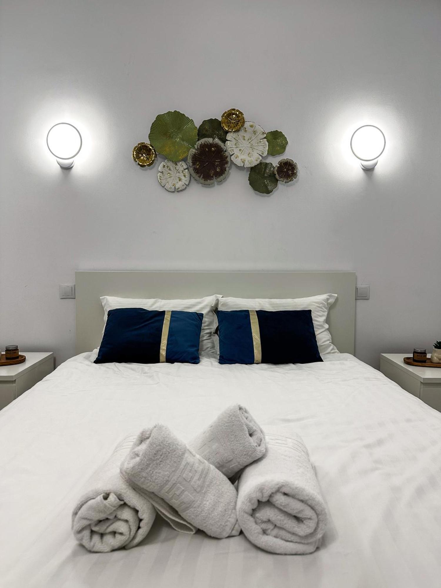 Superior One Bedroom Unirii Square Apartment *