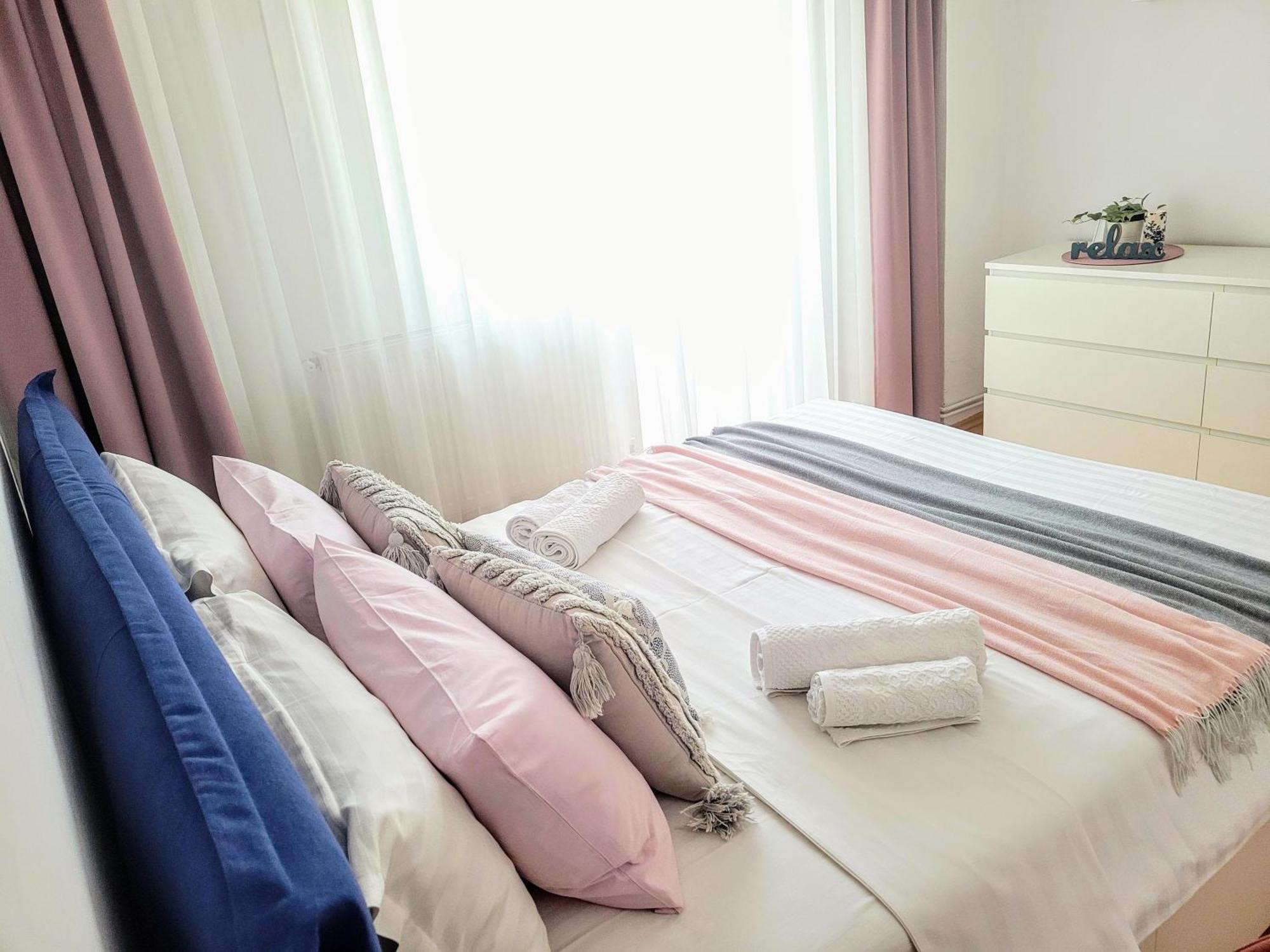 Apartment Cozy Retreat, Obor Market & Metro