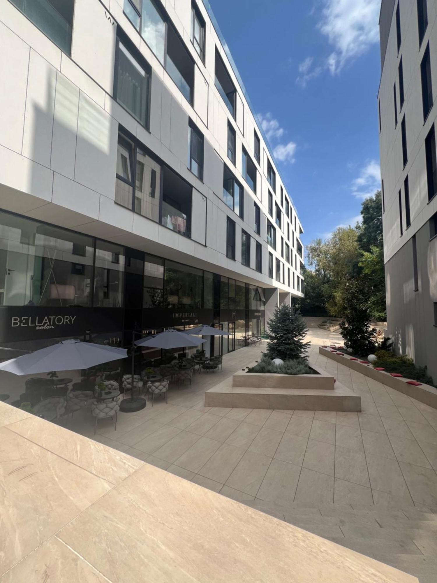 Harmony Win Herastrau Apartamento *