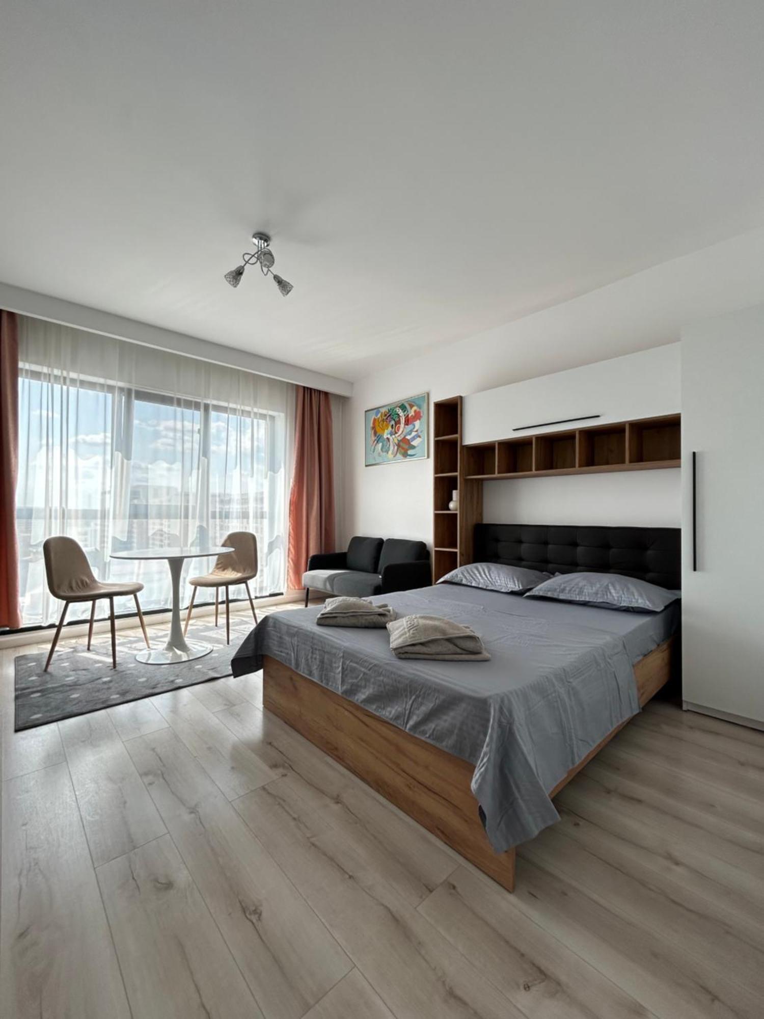 Apartament Elegant With Views - Prime Location - 02 Bucureşti