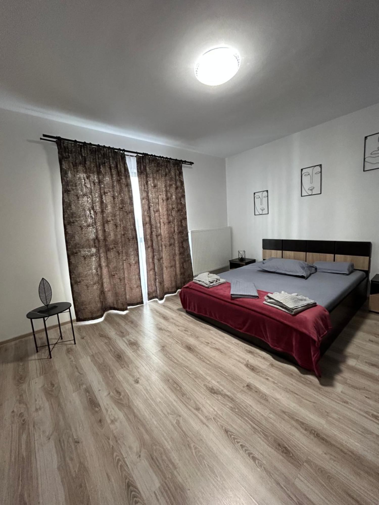 Elegant Getaway At Exigent Plaza - 09 Apartment Bucharest