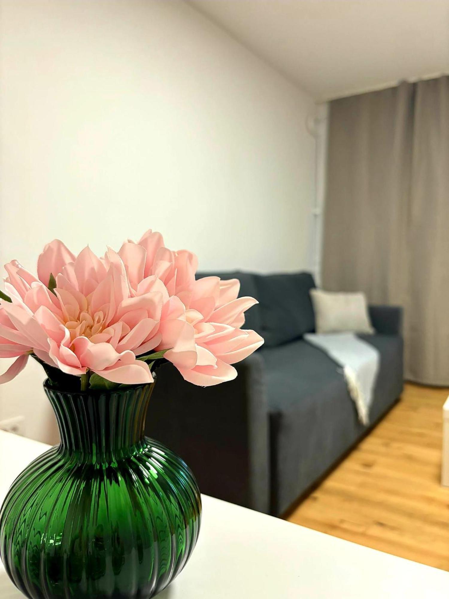 Up In Apartamento Bucareste
