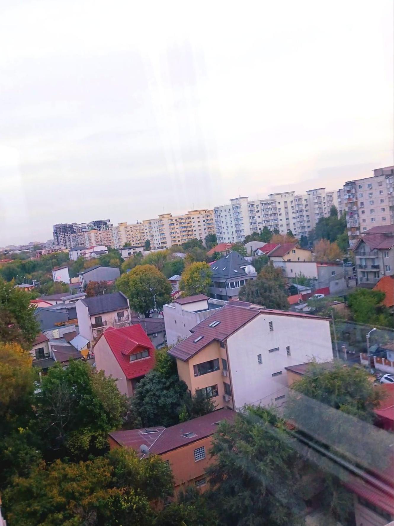 Up In Bucareste