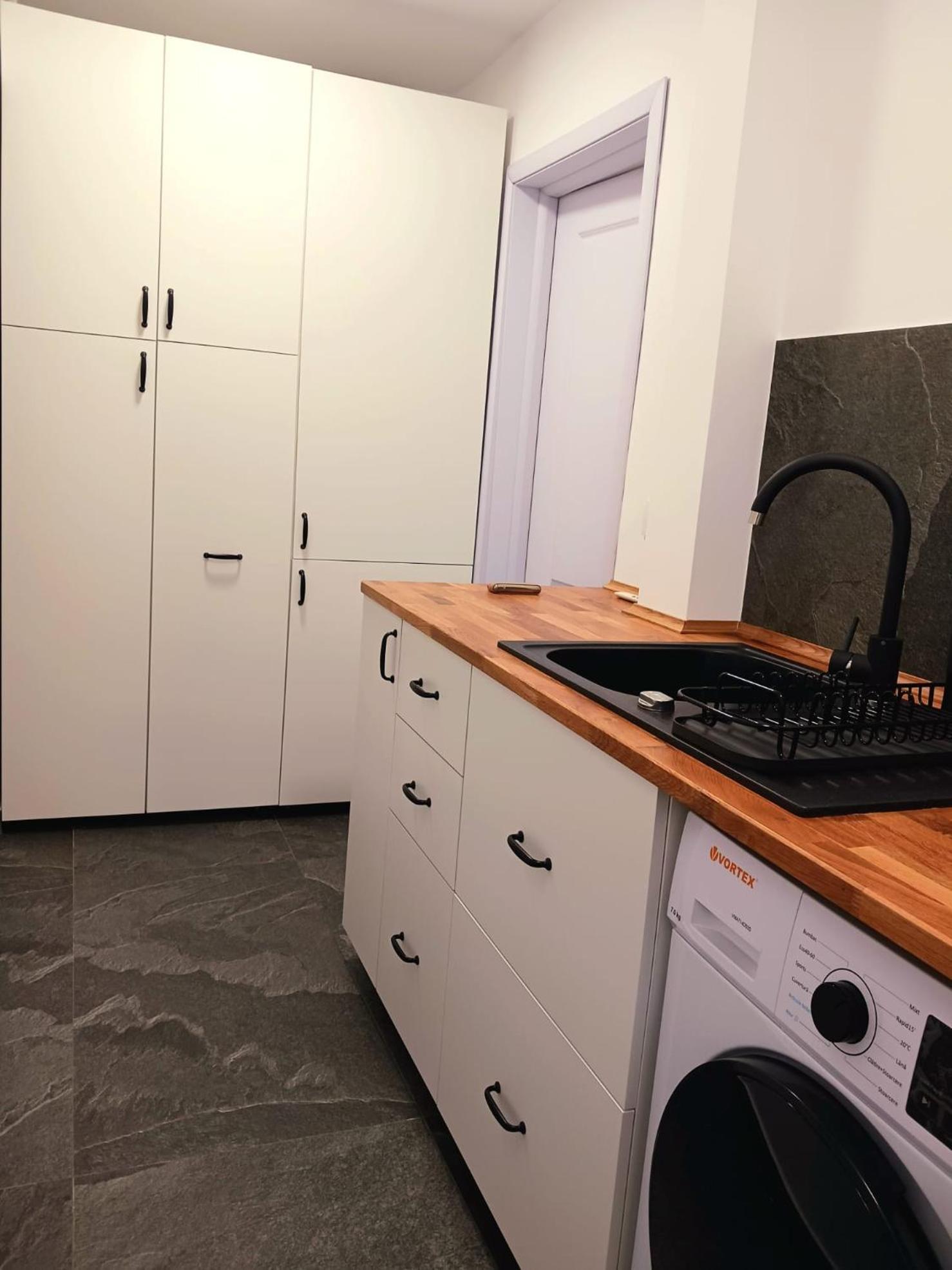 Up In Apartamento