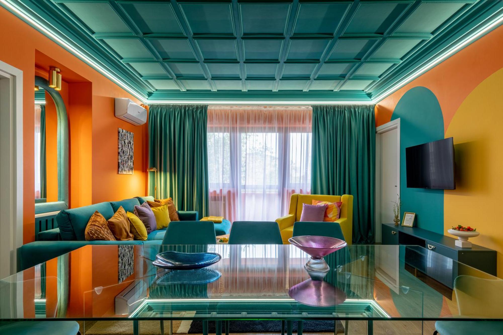 Wes Anderson In Apartment Bucharest