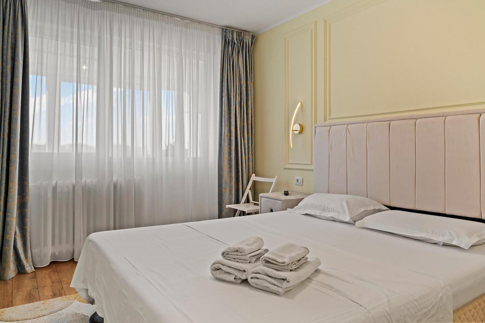 Apartament De Lux Moghioros Park