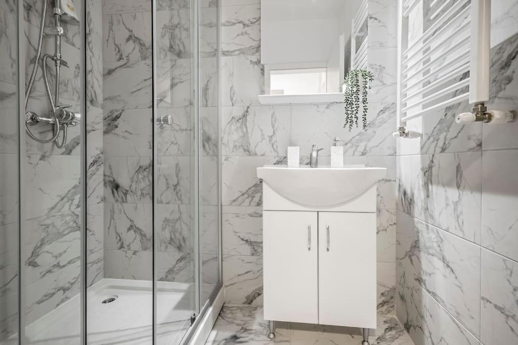 Apartamento Grand Arena Bucareste