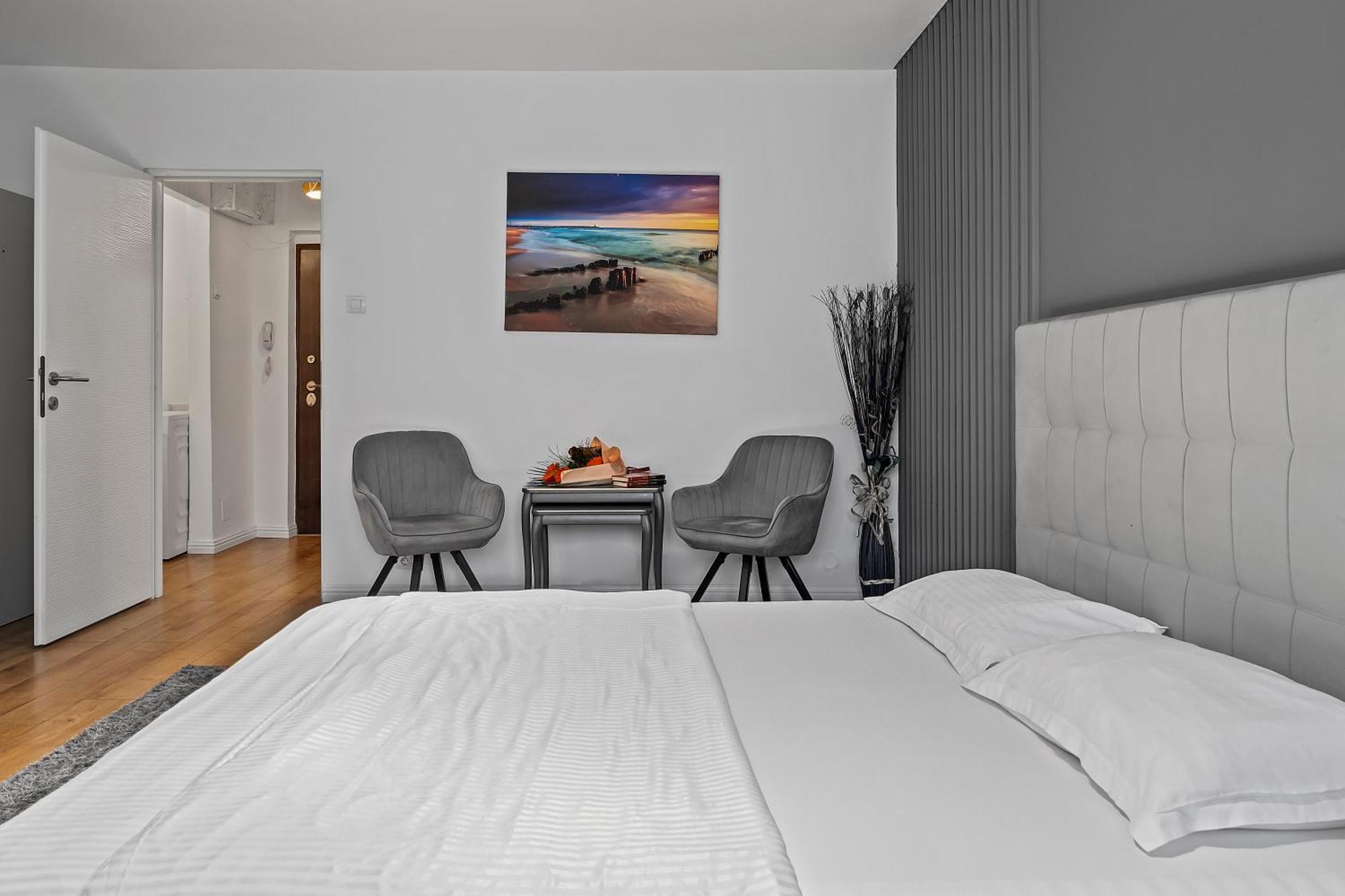 Apartment Garsoniera Regim Hotelier Lux Hanul Drumetului