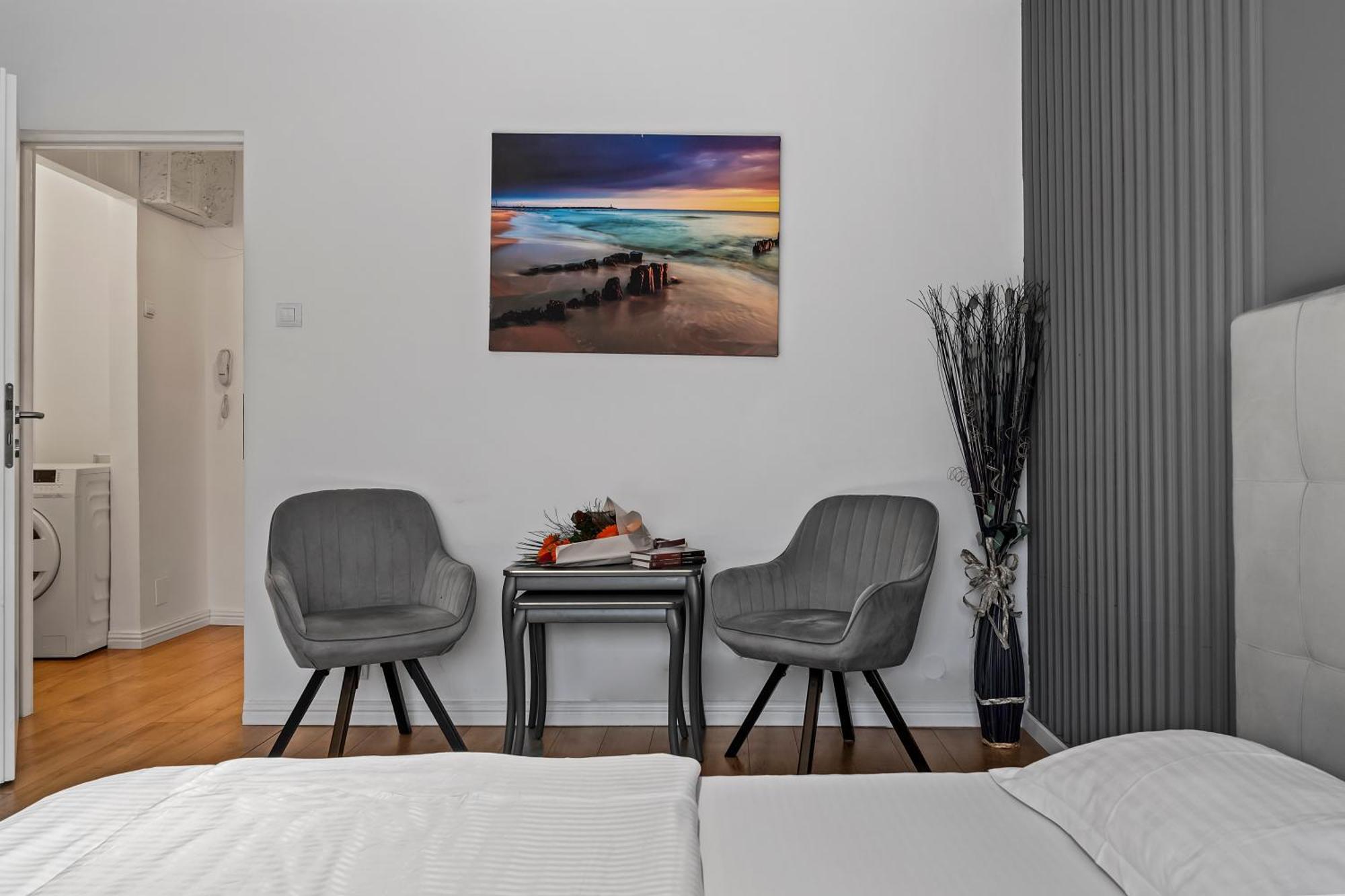 Garsoniera Regim Hotelier Lux Hanul Drumetului Apartment *