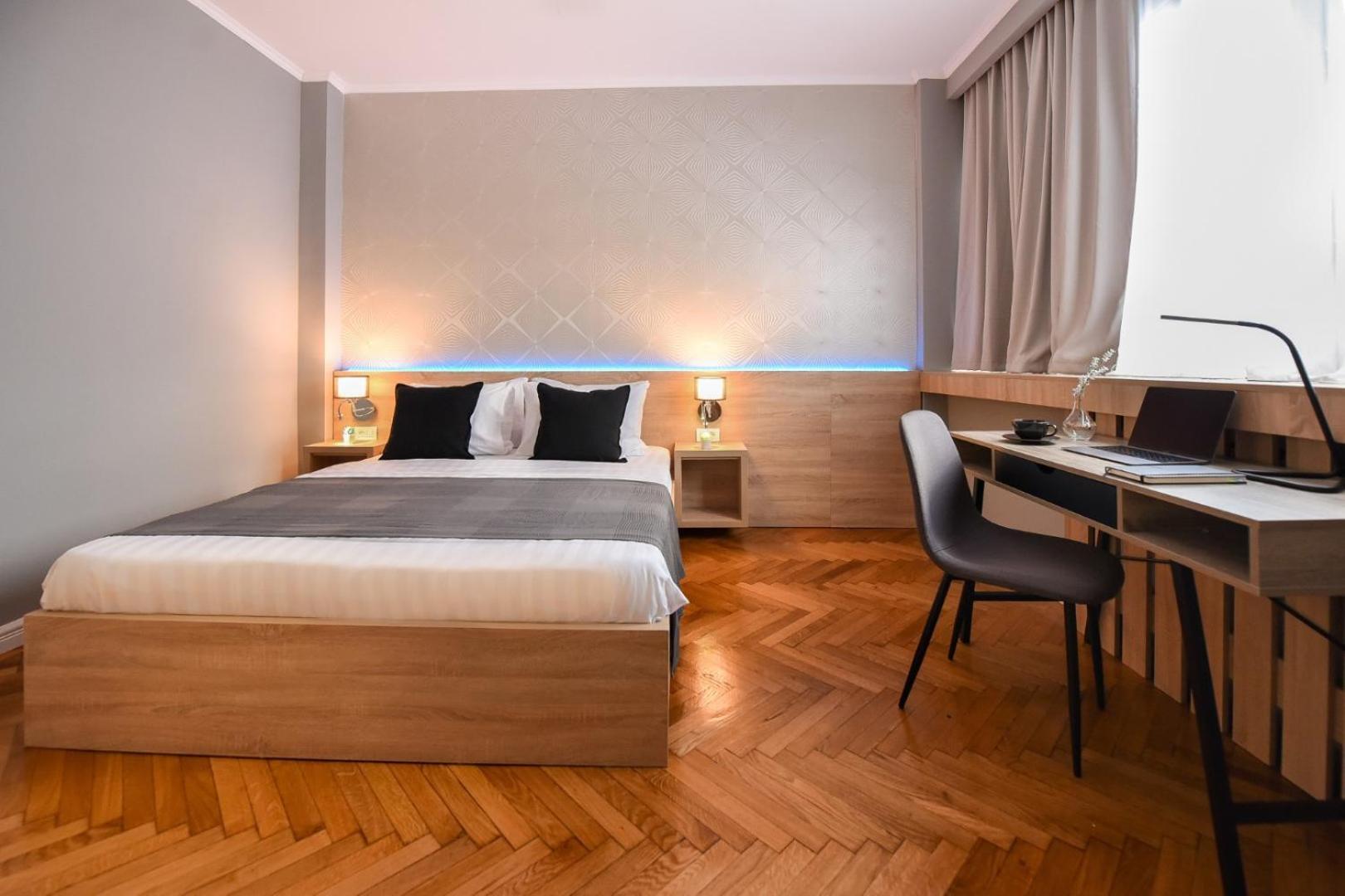 Center Getaway - Cozy For Your Perfect