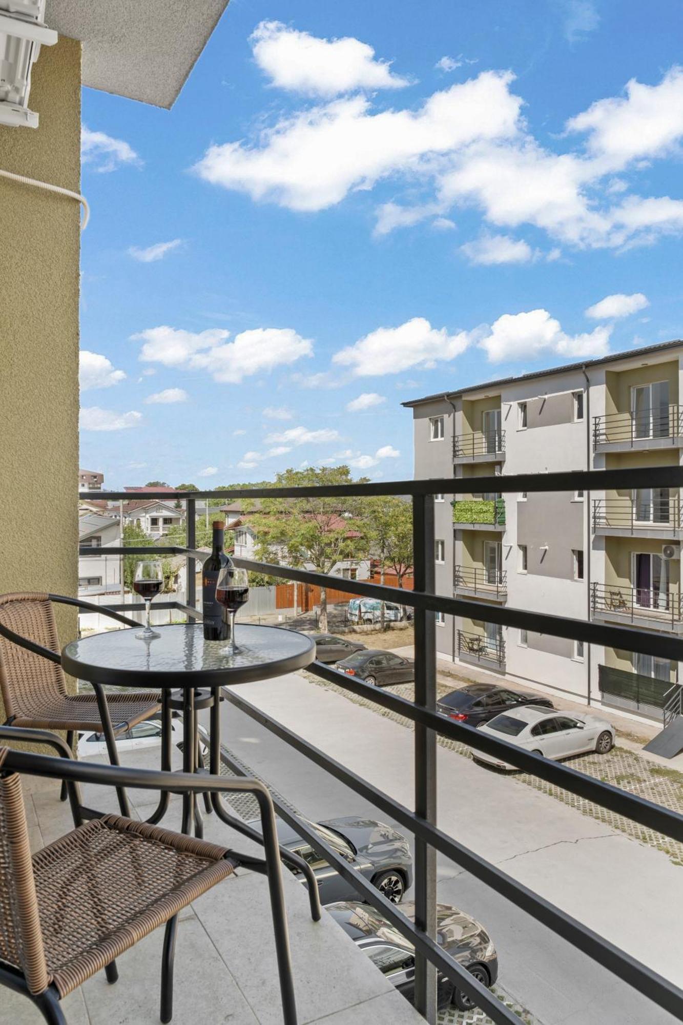 Comfort Azure Apartment *