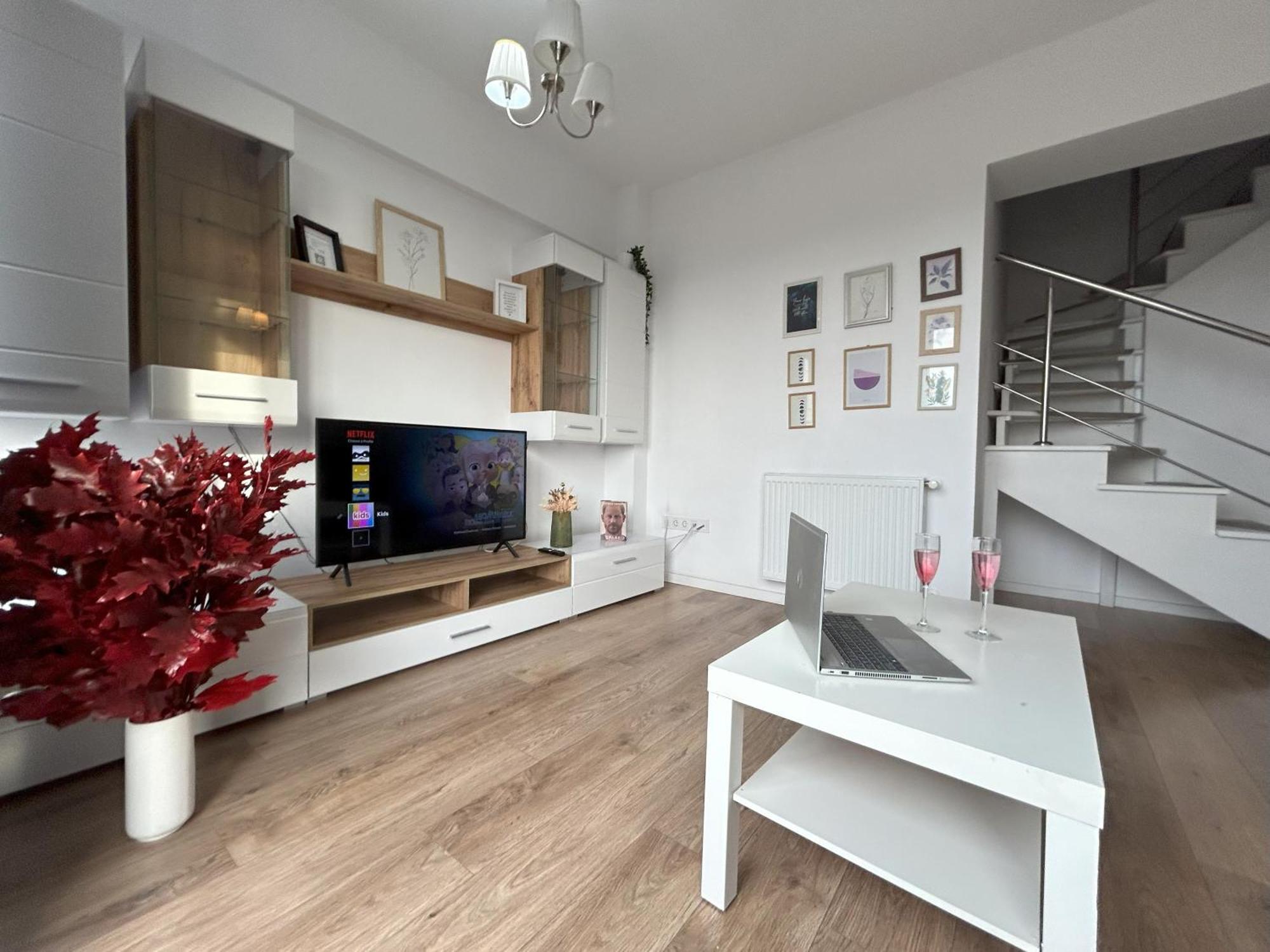 Elegant Premium With Panoramic Views - 10 Bucharest