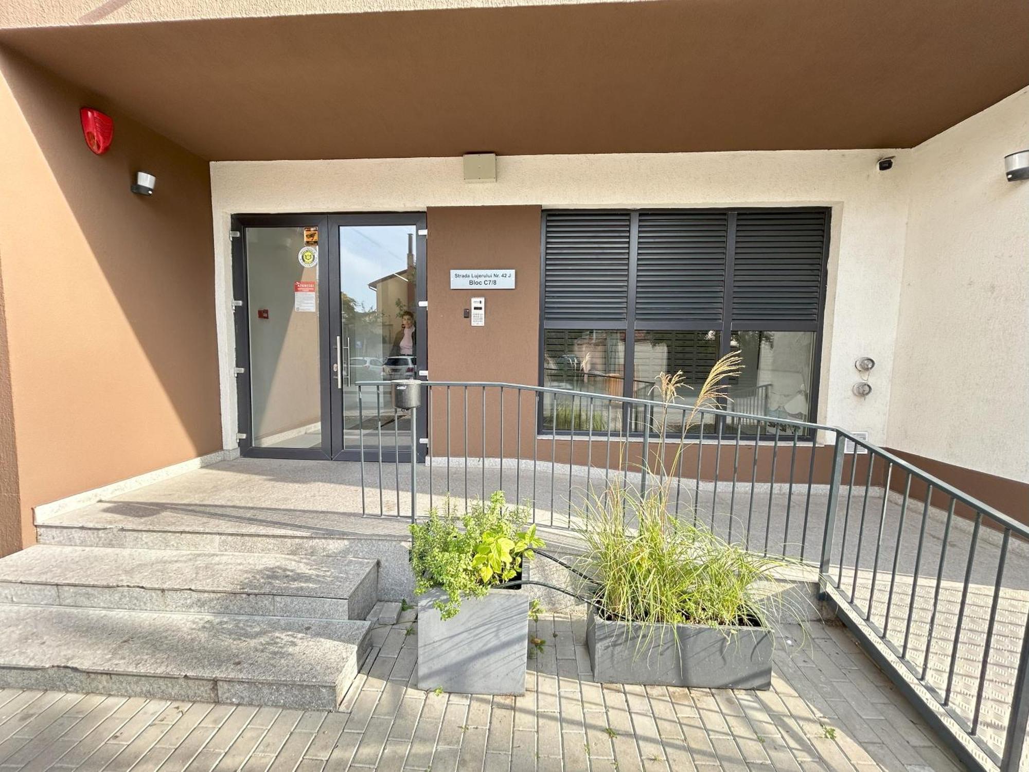Elegant Premium With Panoramic Views - 10 *