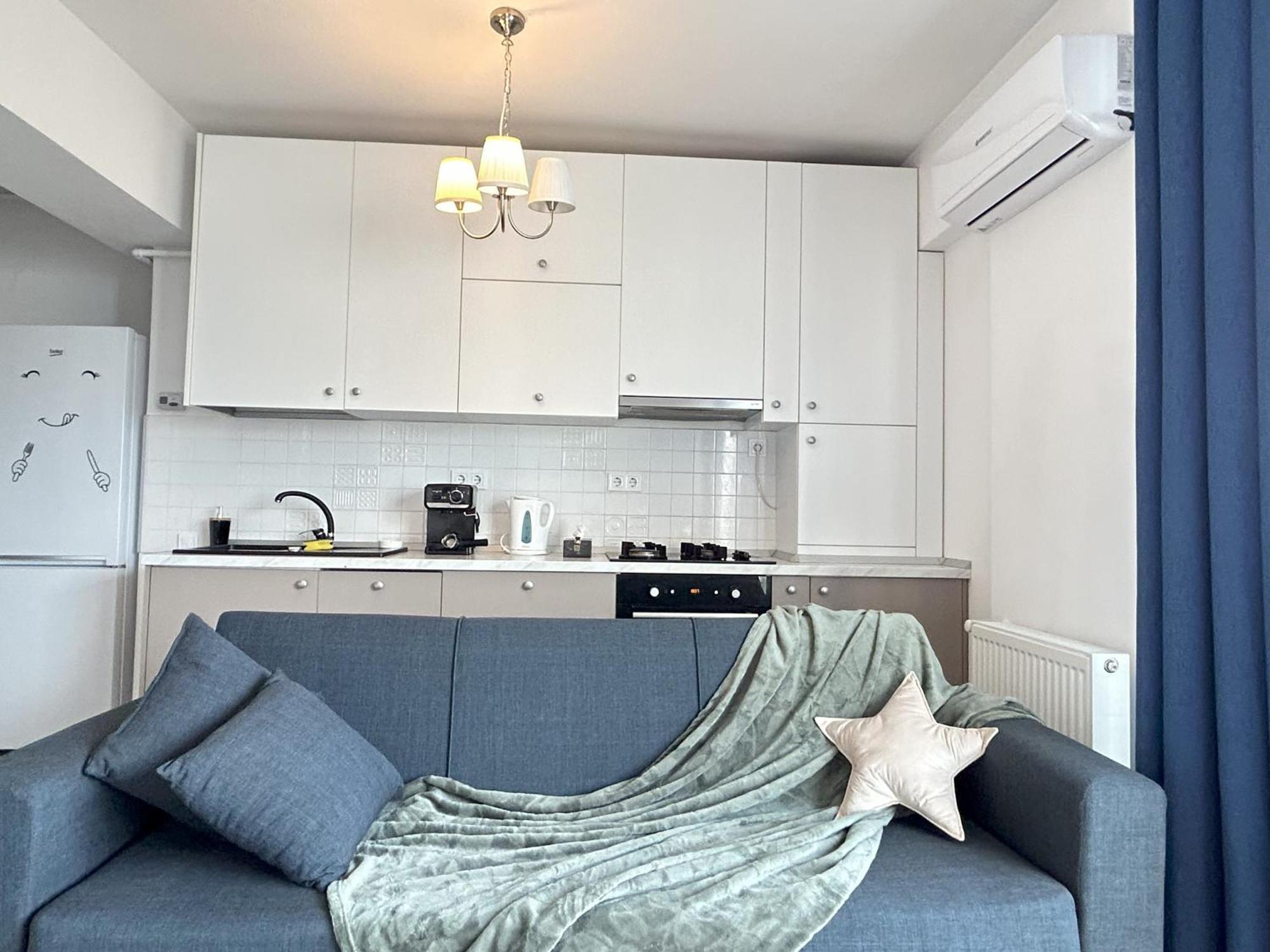 Elegant Premium With Panoramic Views - 10