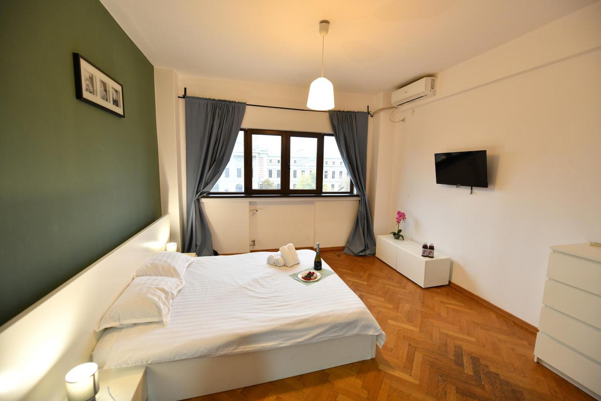 Apartment Boulevard View 2br In Old Town *